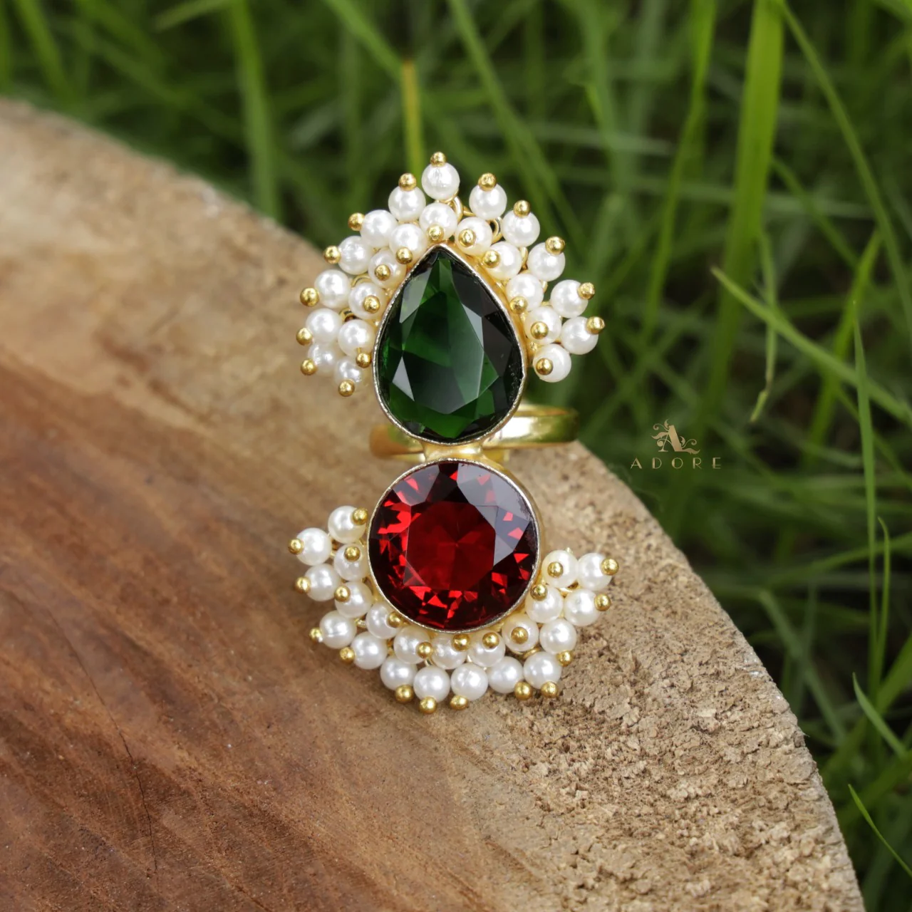 Mizra Glossy Cluster Pearl Ring - Image 9