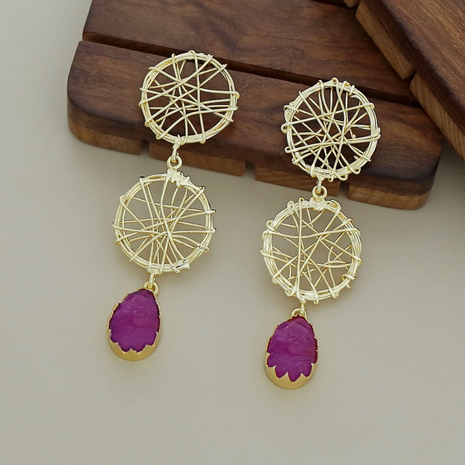 Monica Dream Catcher Claw Dyed Stone Earring - Image 2
