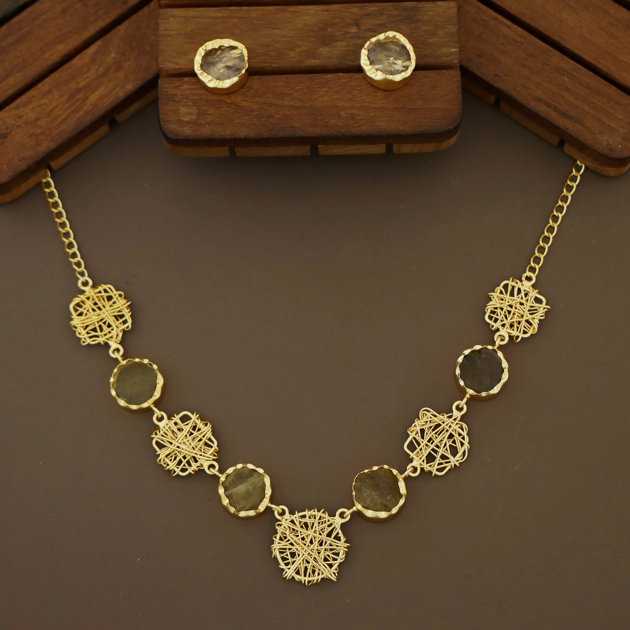 Monica Wired Circle + Square Raw Stone Short Neckpiece With Stud - Image 11