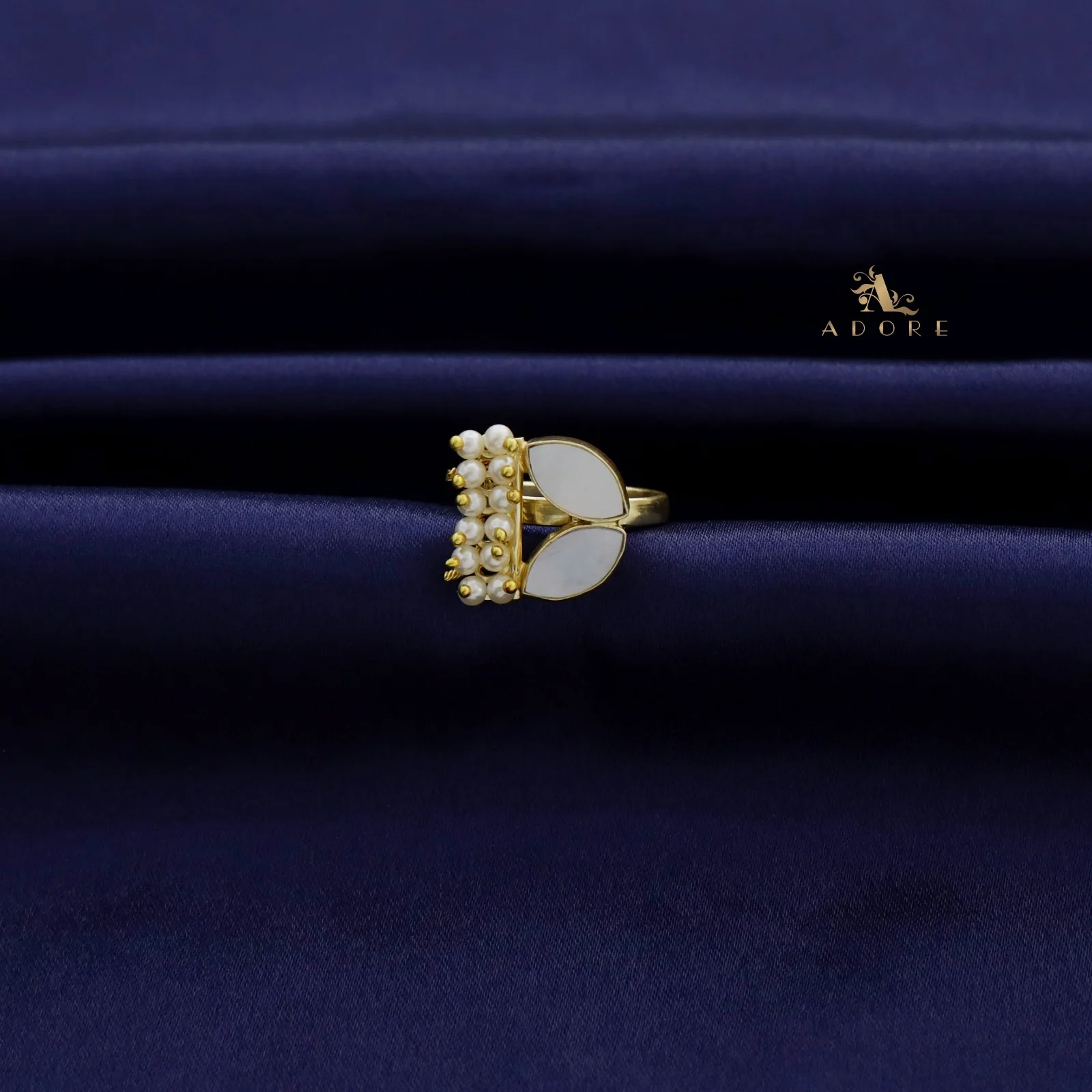 MOP Twin Leaf Cluster Pearl Ring - Image 4