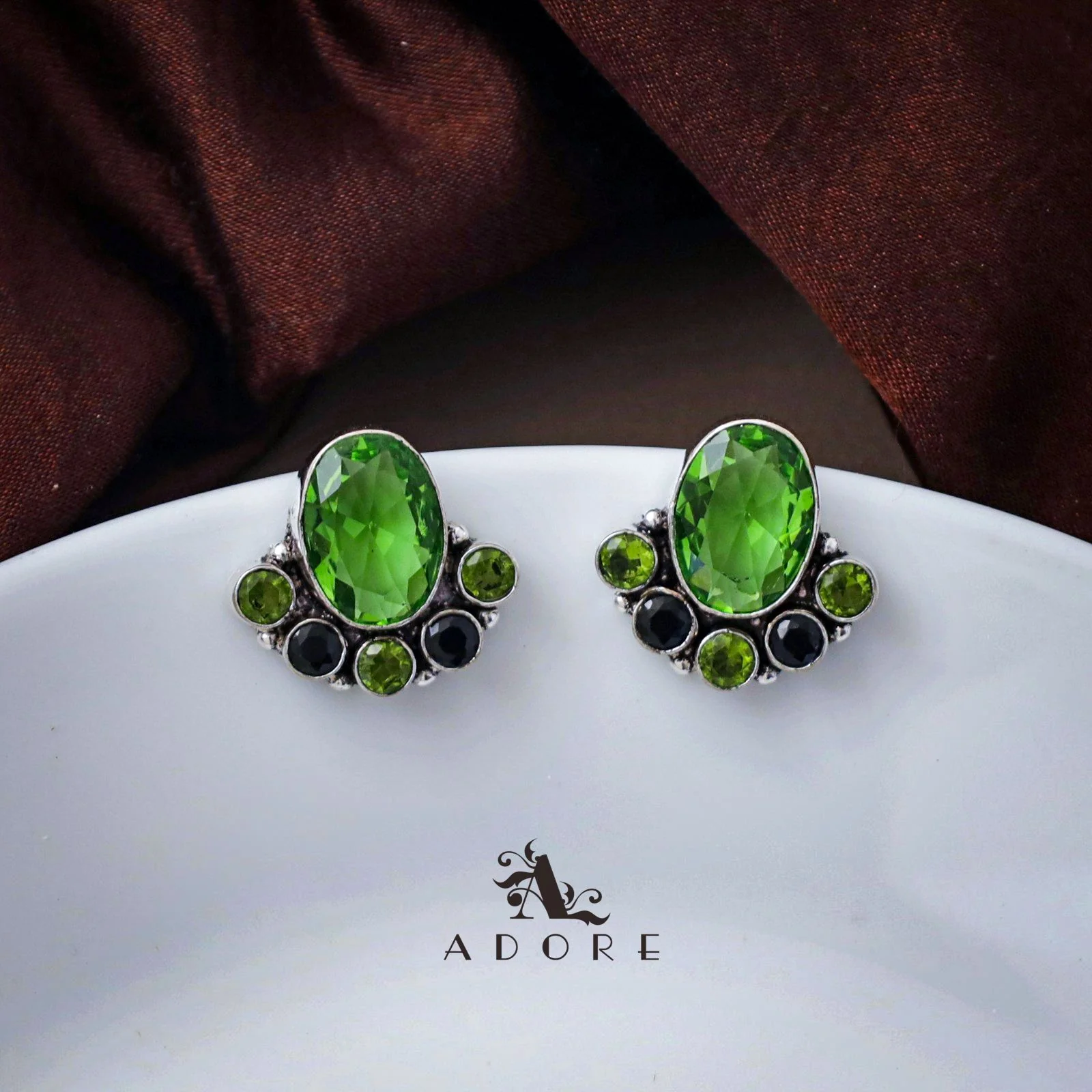Moshi Oval Glossy Earring - Image 10