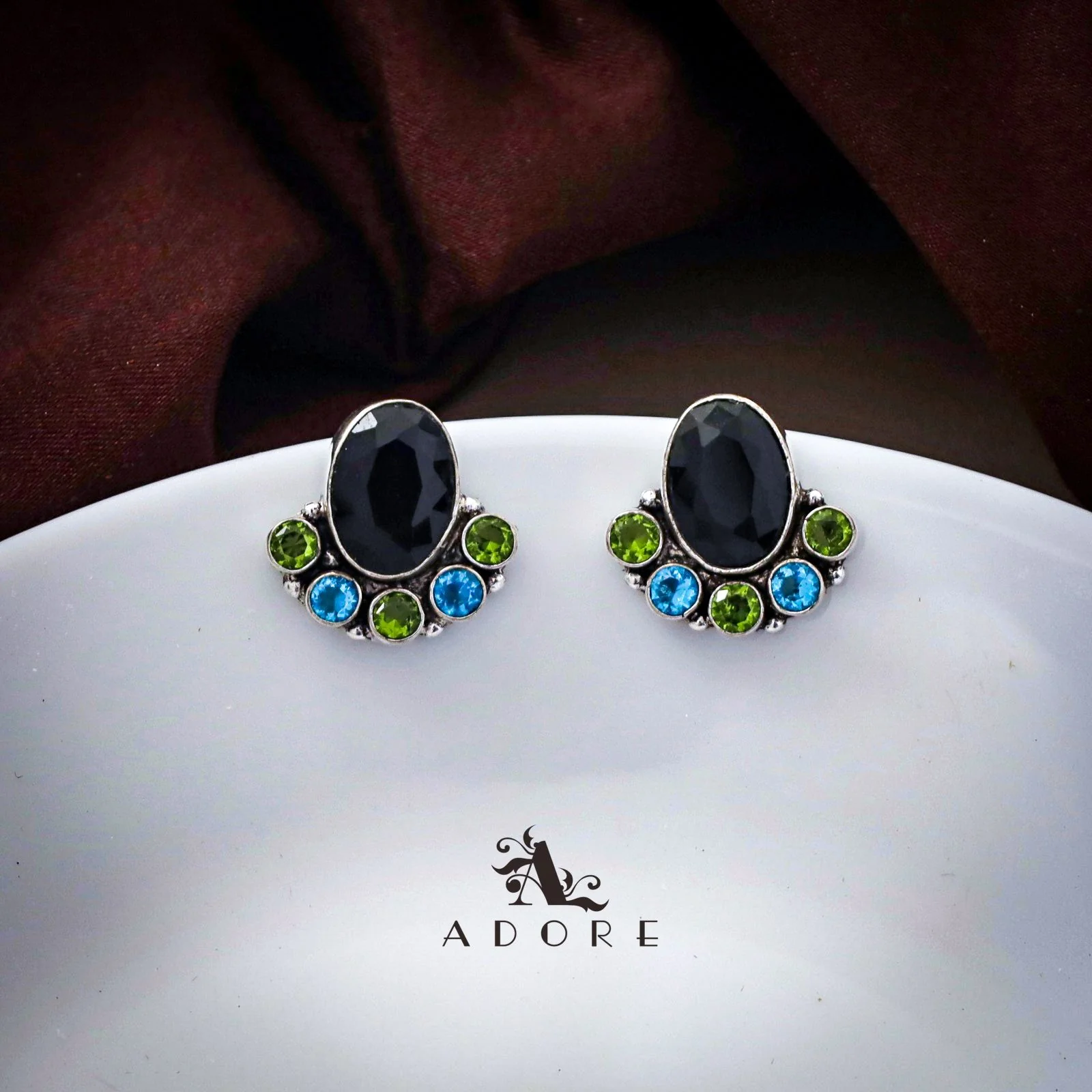 Moshi Oval Glossy Earring - Image 11