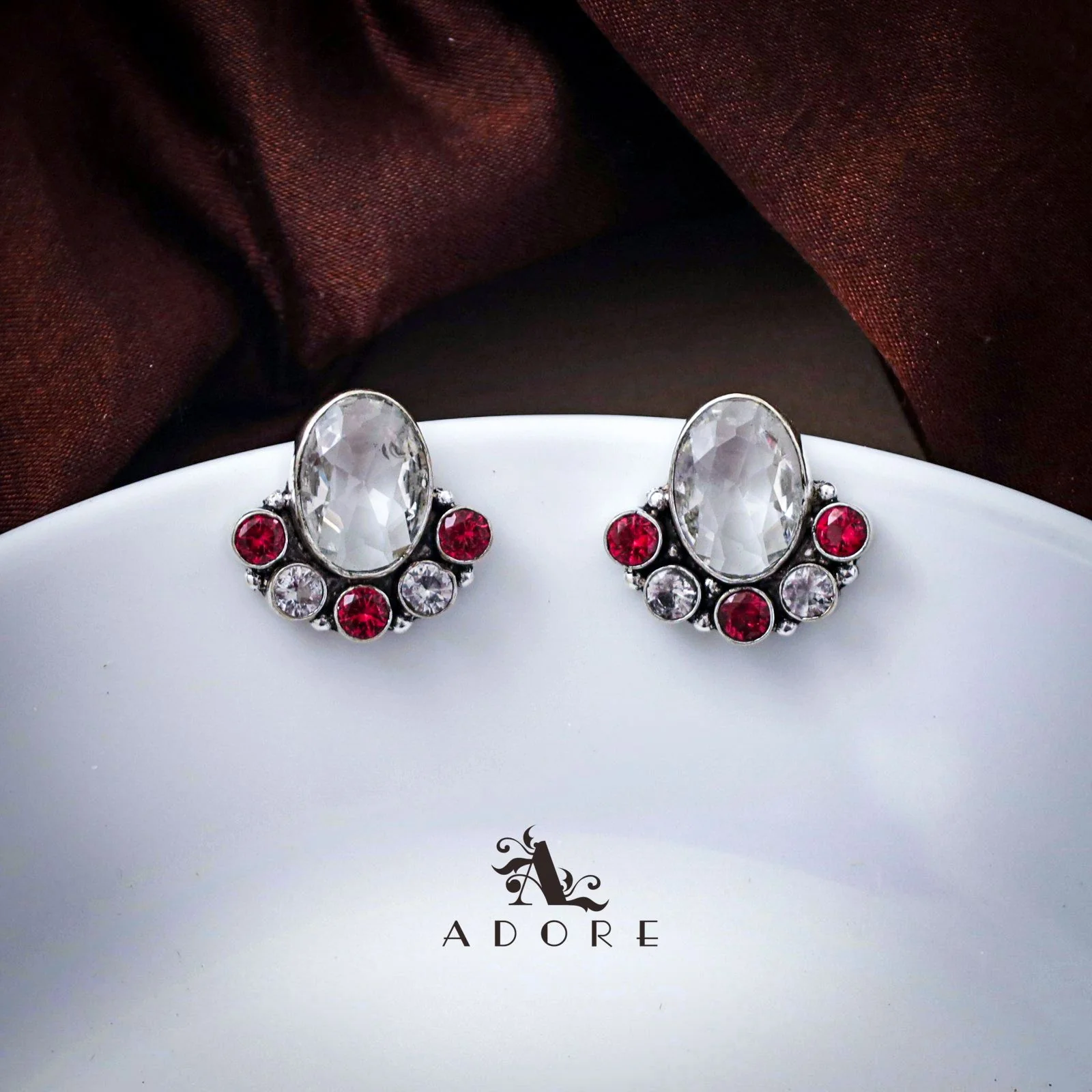 Moshi Oval Glossy Earring - Image 13