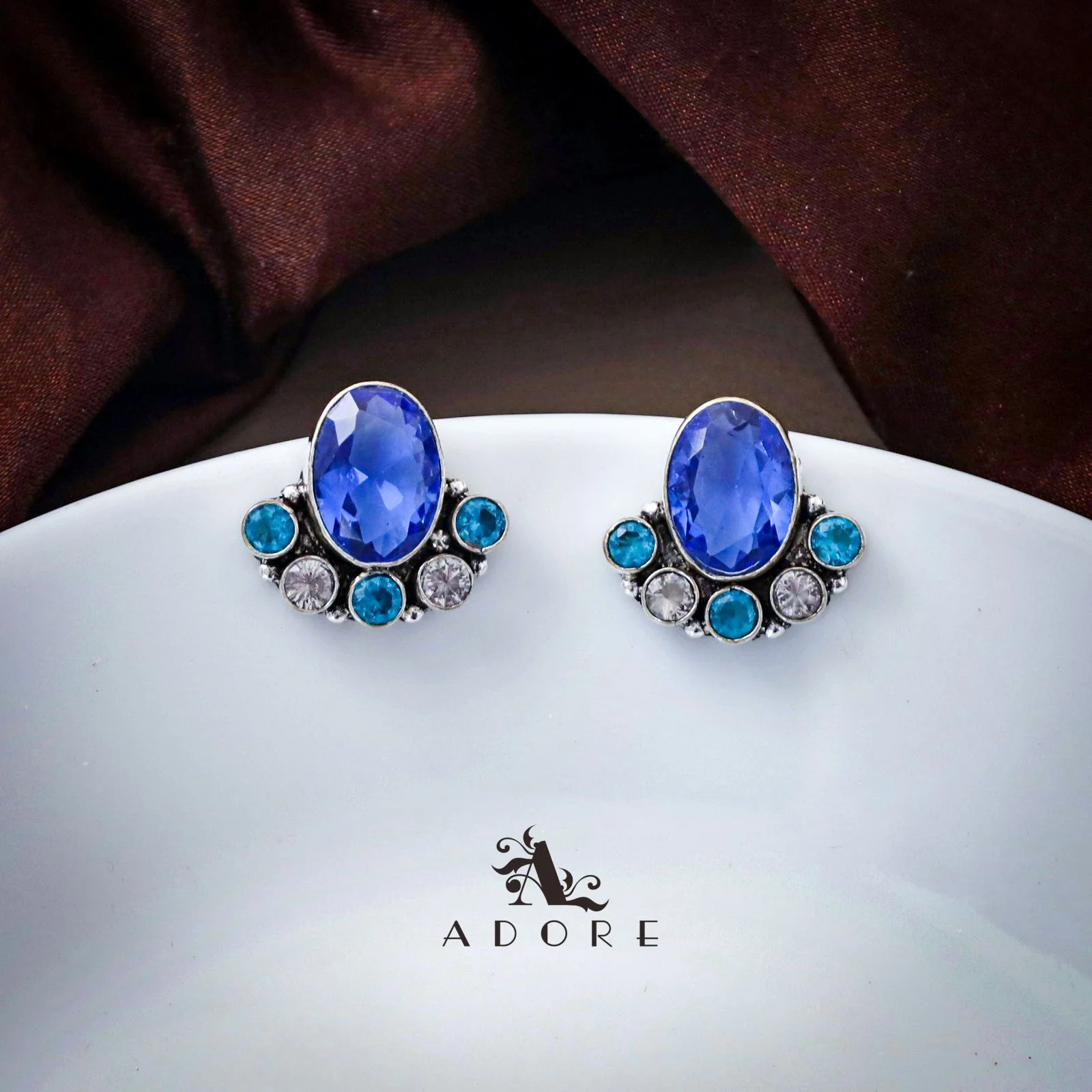 Moshi Oval Glossy Earring - Image 14