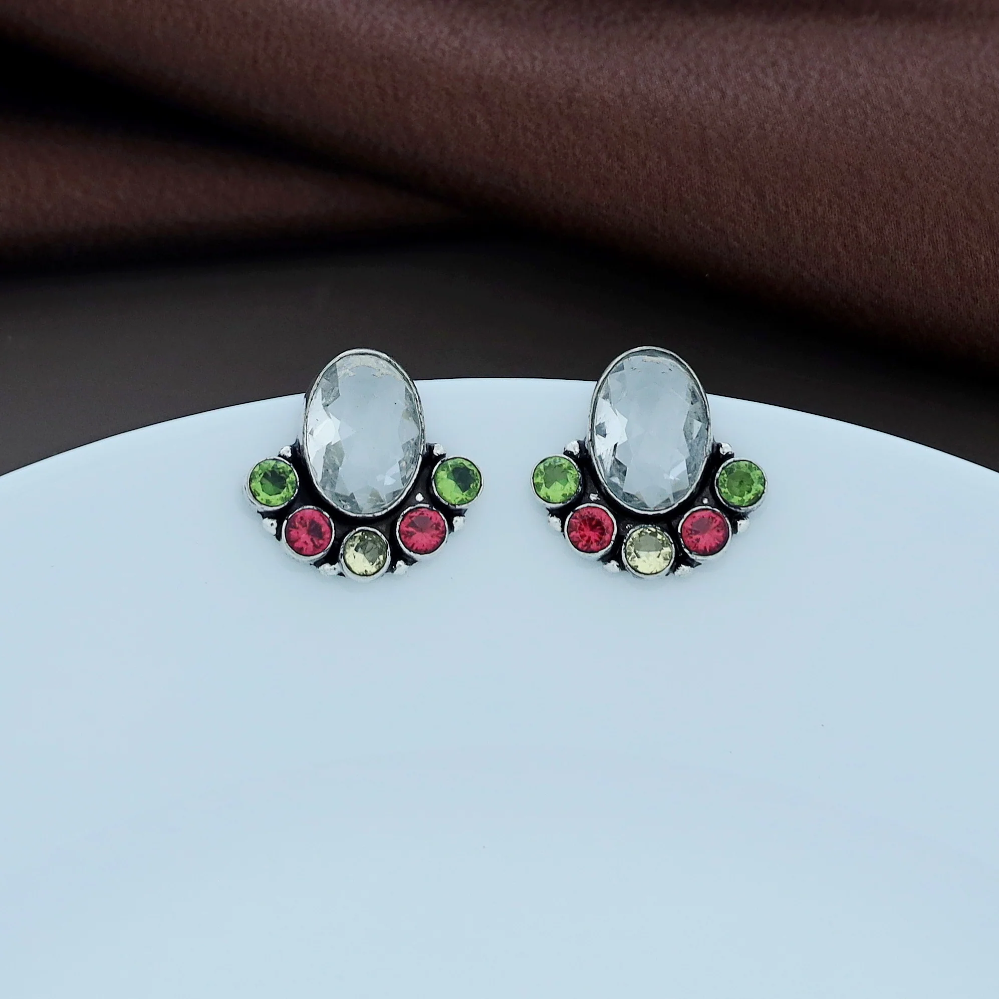 Moshi Oval Glossy Earring - Image 17