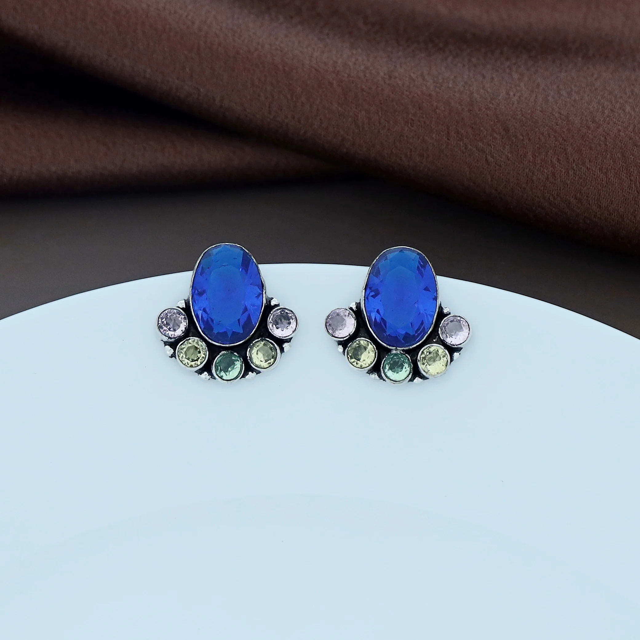 Moshi Oval Glossy Earring - Image 20