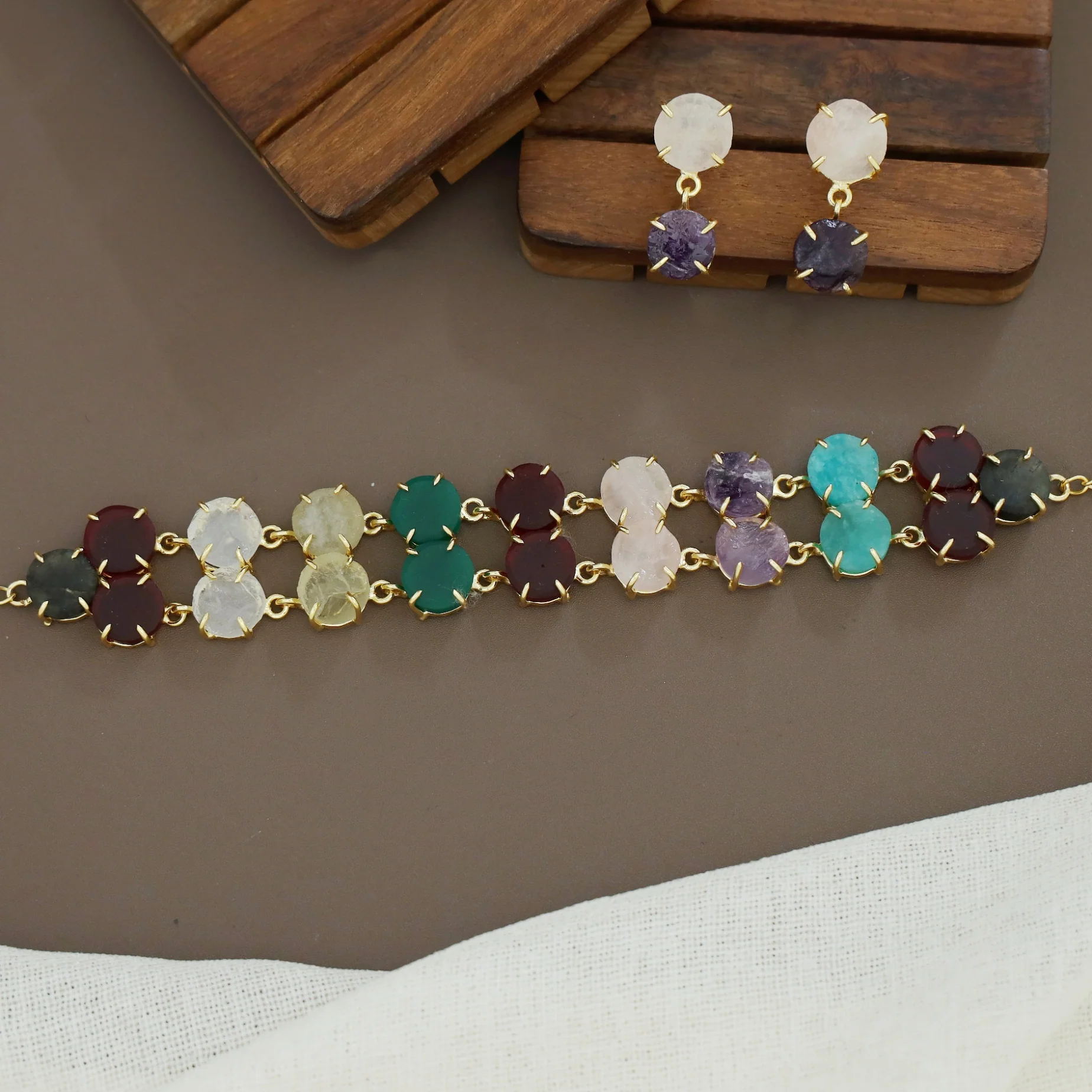Multicolour Aariel Raw Stone Choker With Earring - Image 2