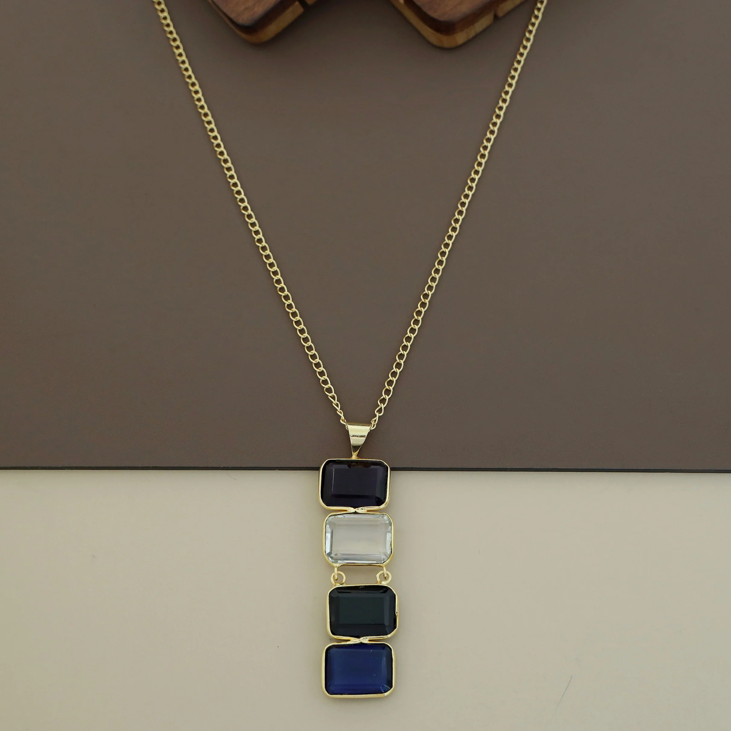 Multicolour Tetra Rectangle Glossy Neckpiece - Image 4