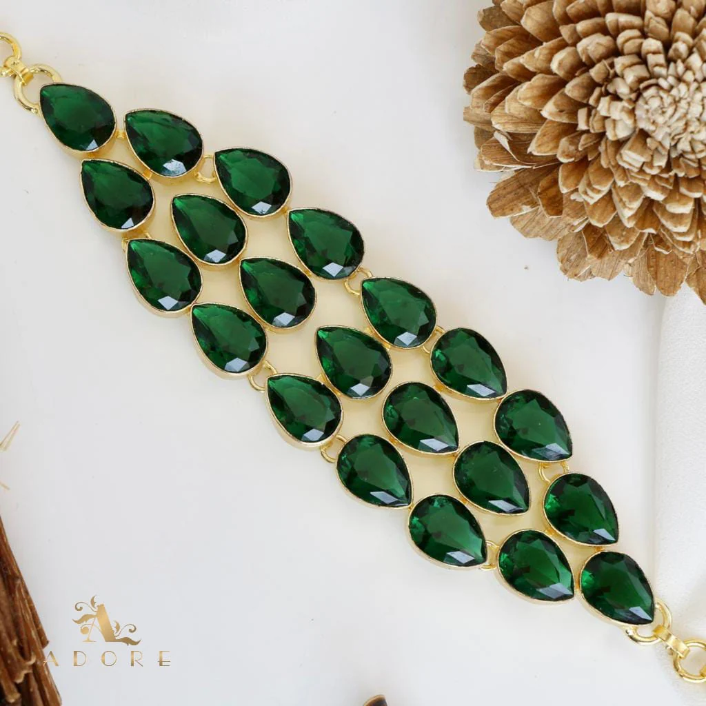 Mykaela Choker - Image 6