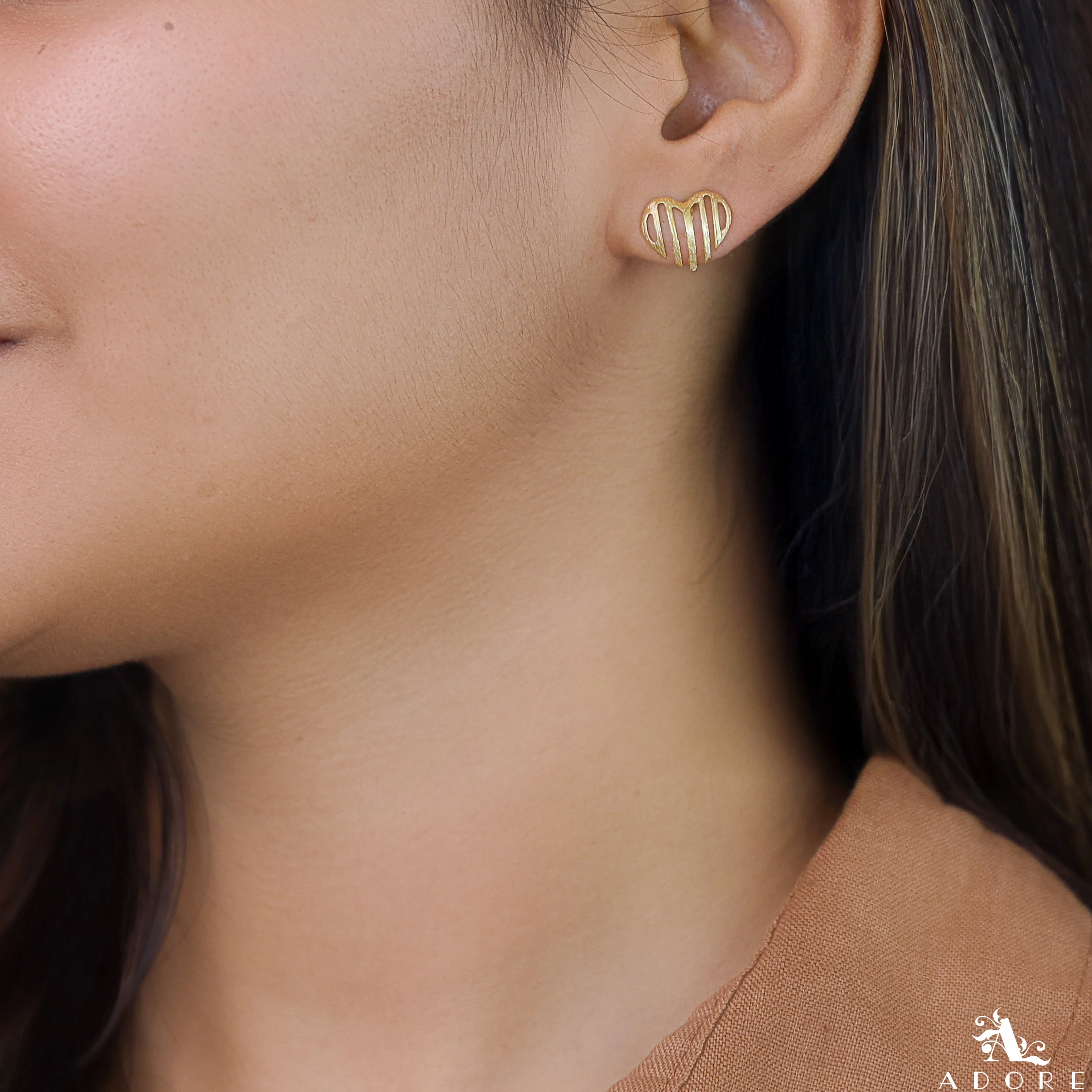Mylah Golden Heart Stud - Image 2