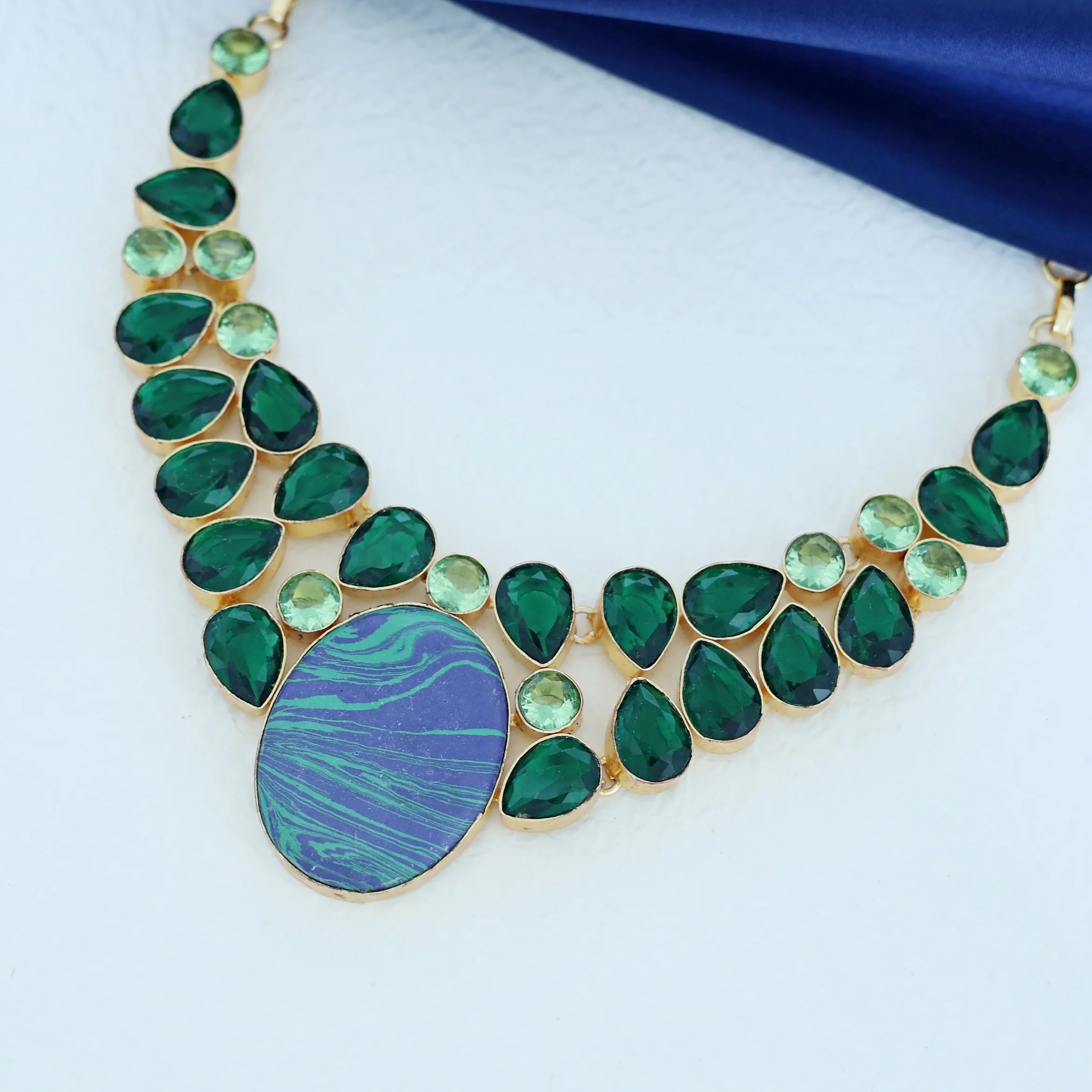 Myra Neckpiece - Image 3