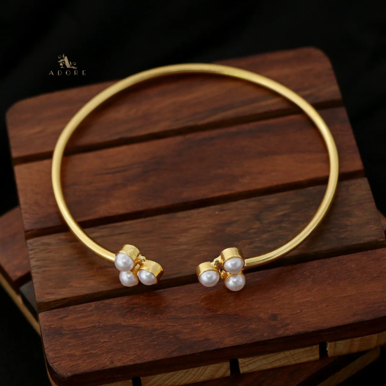 Nachini 6 Pearl Bangle - Image 2