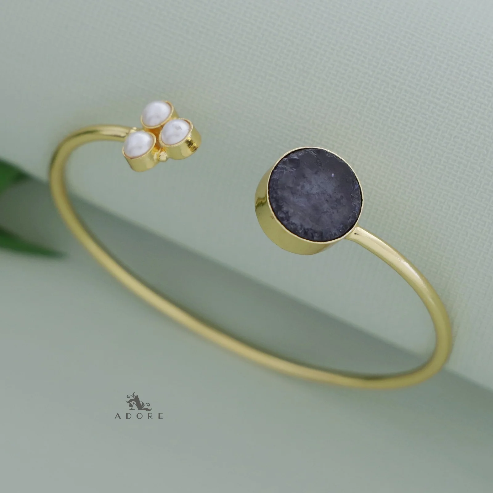 Nachini Tri Pearl Dyed Stone Front Open Bangle - Image 11