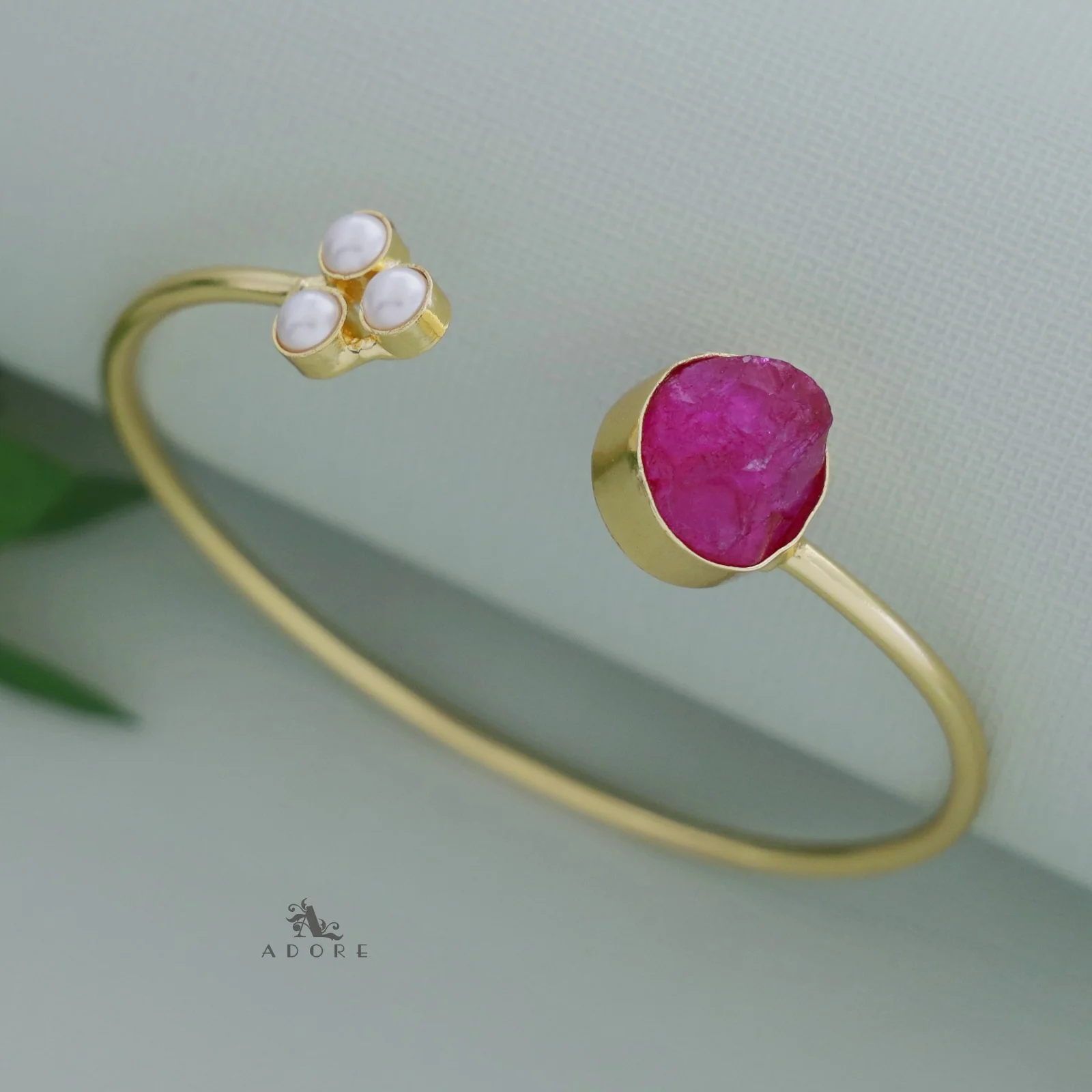 Nachini Tri Pearl Dyed Stone Front Open Bangle - Image 15