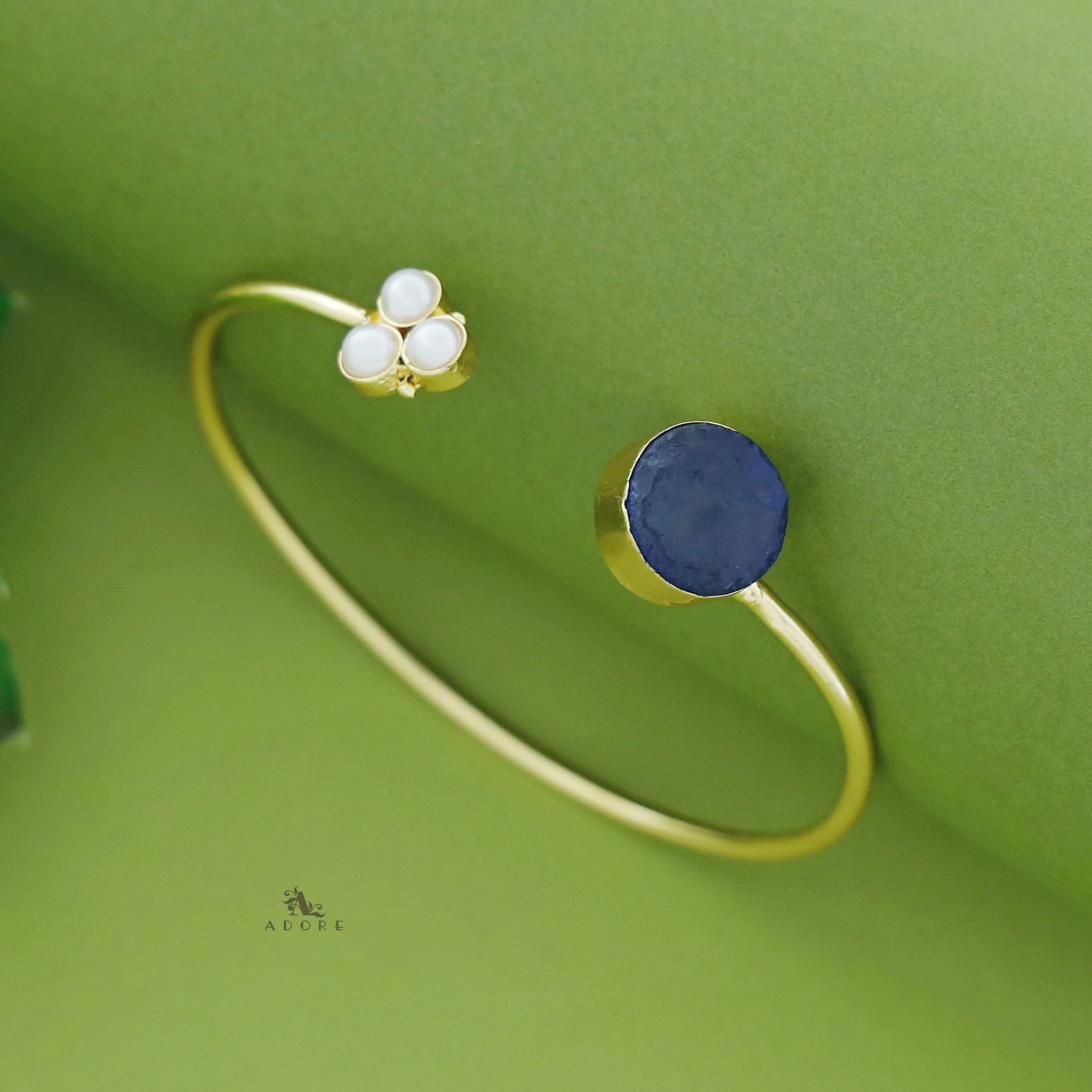 Nachini Tri Pearl Dyed Stone Front Open Bangle - Image 3