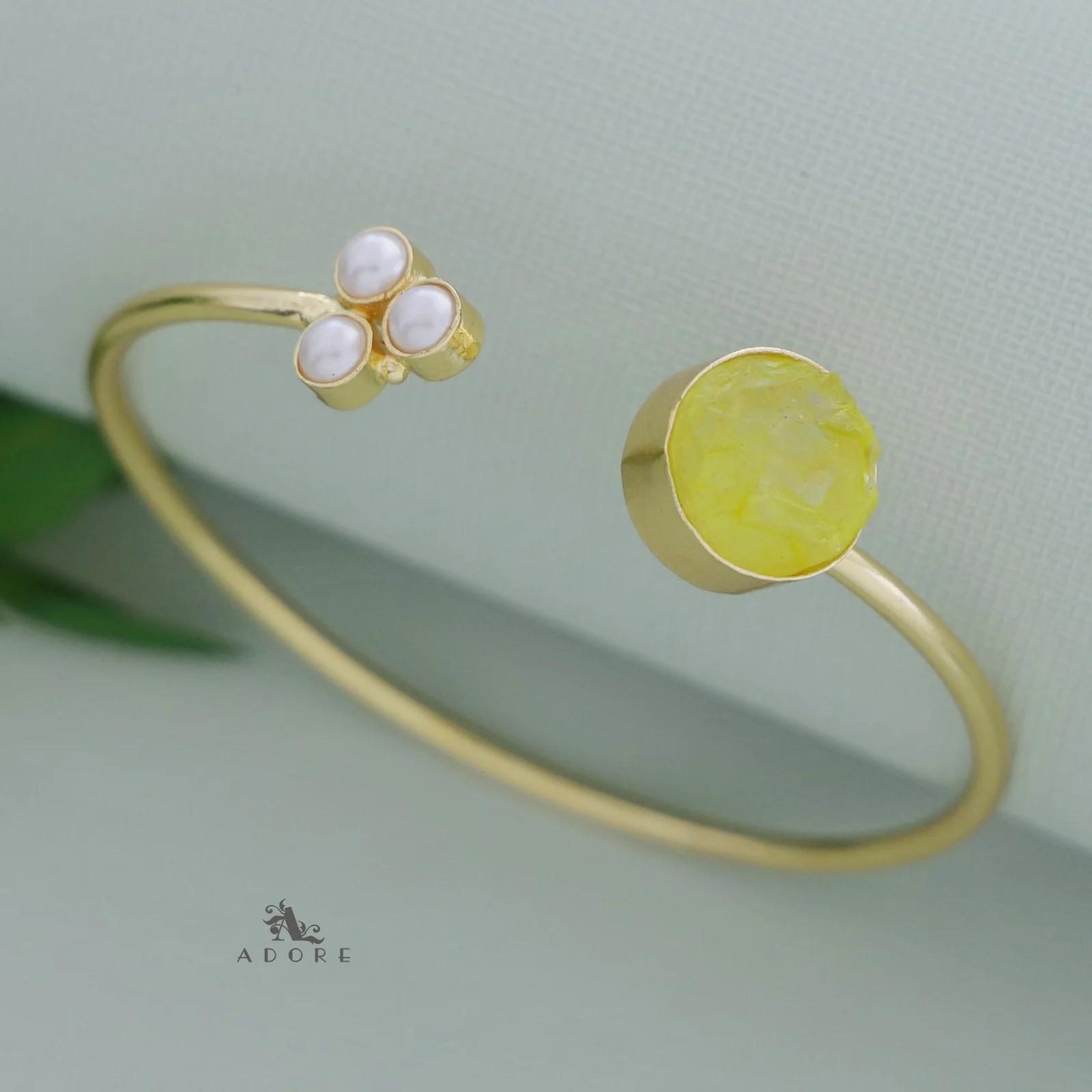 Nachini Tri Pearl Dyed Stone Front Open Bangle - Image 4