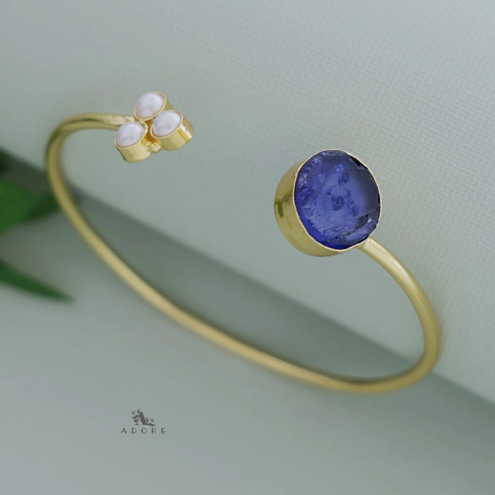 Nachini Tri Pearl Dyed Stone Front Open Bangle - Image 5