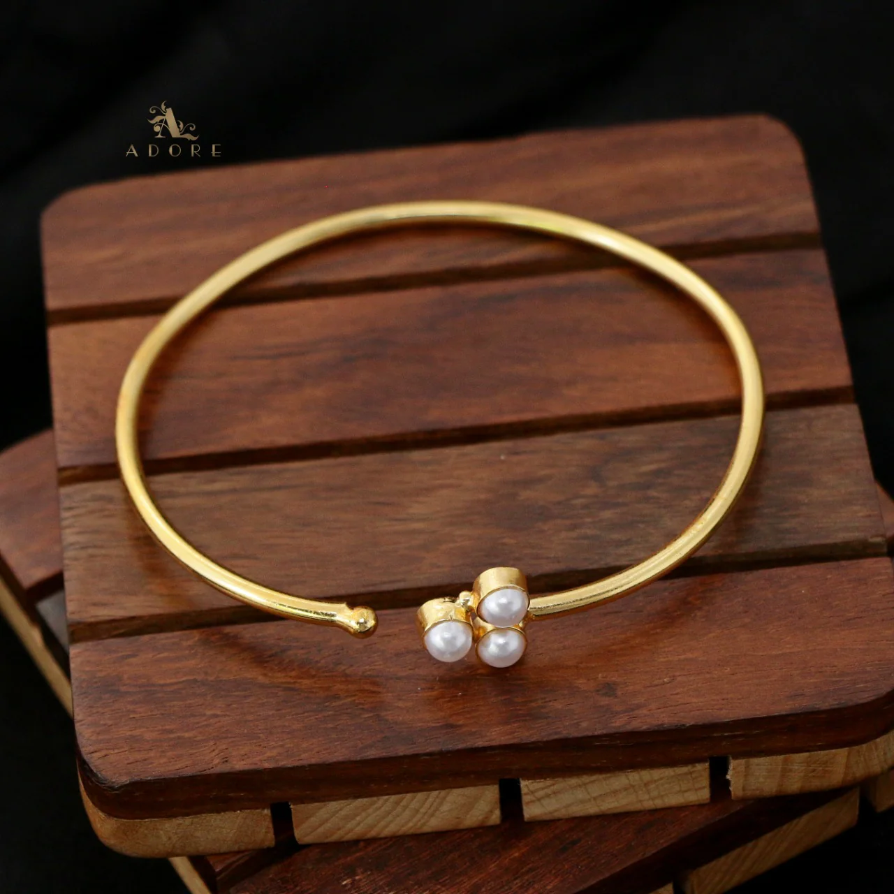 Nachini Tri Pearl Front Open Bangle - Image 2