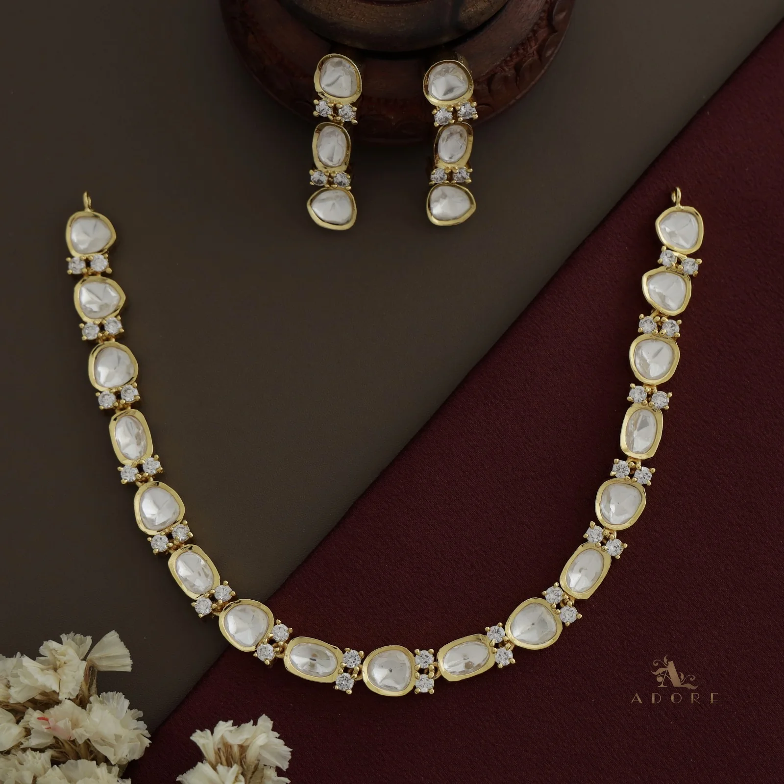 Nagas Polki kundan Short Neckpiece With Earring - Image 4
