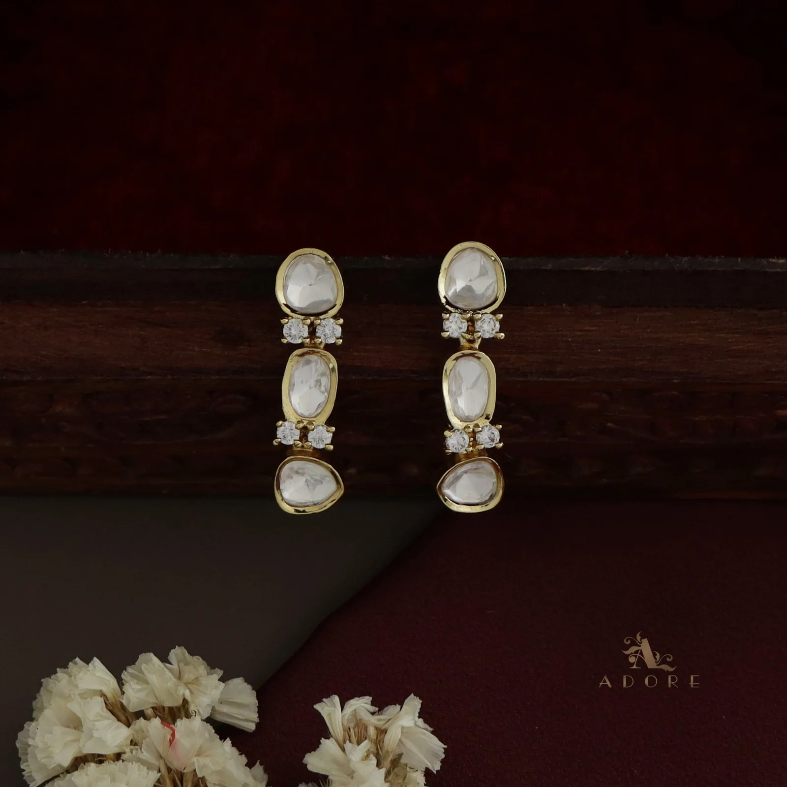 Nagas Polki kundan Short Neckpiece With Earring - Image 5