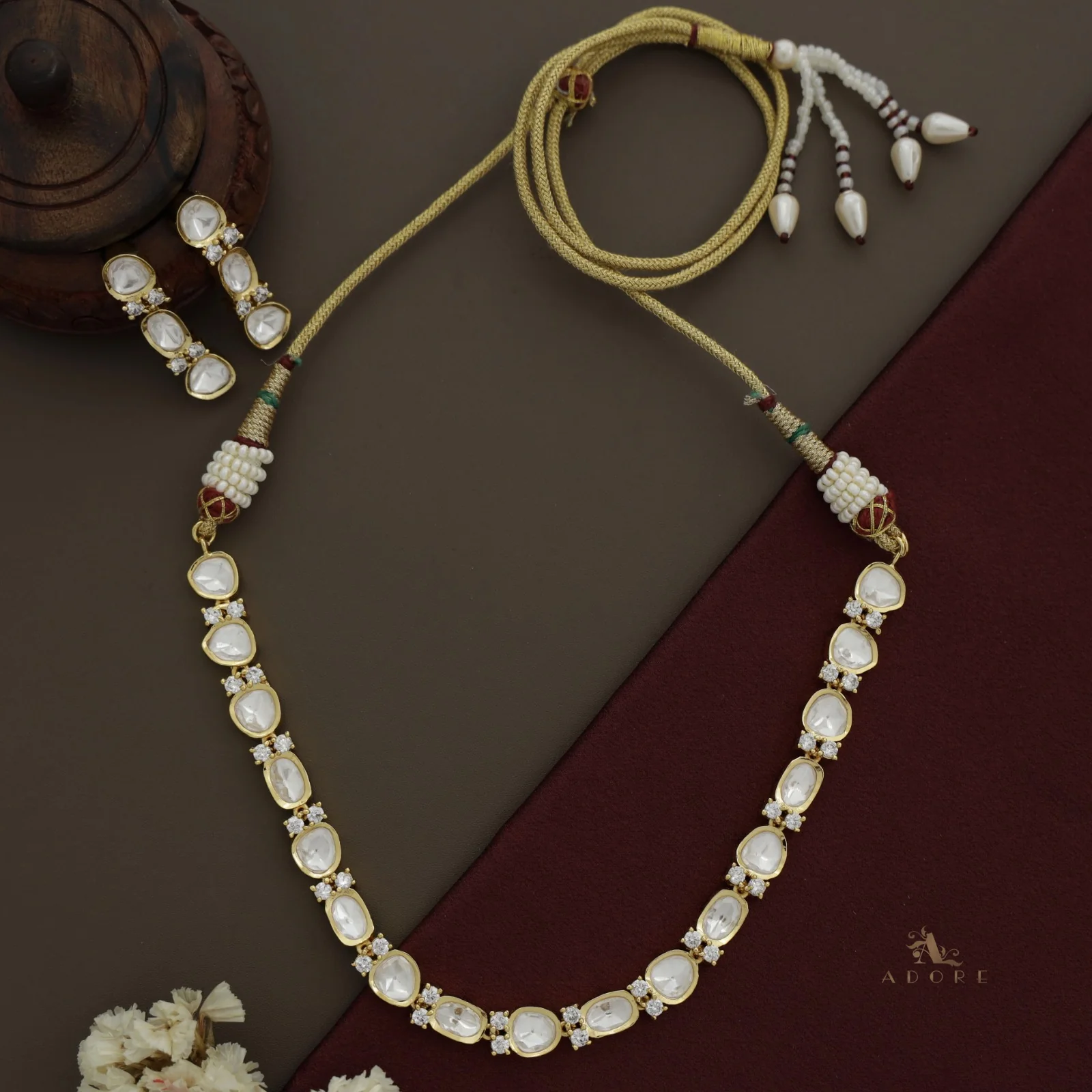 Nagas Polki kundan Short Neckpiece With Earring - Image 6