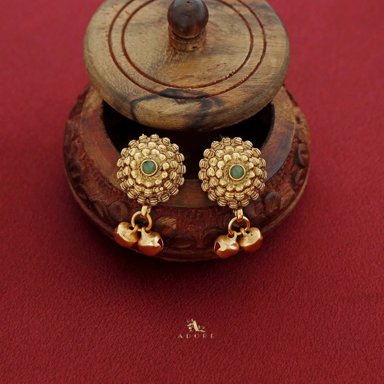 Narmada Ghungroo Short Neckpiece With Earring - Image 5