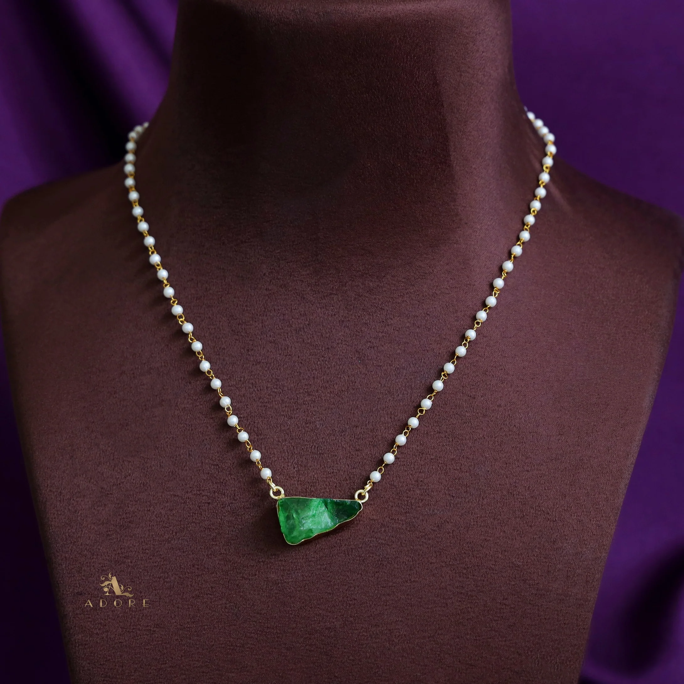 Nasmiya Dyed Stone Neckpiece - Image 13