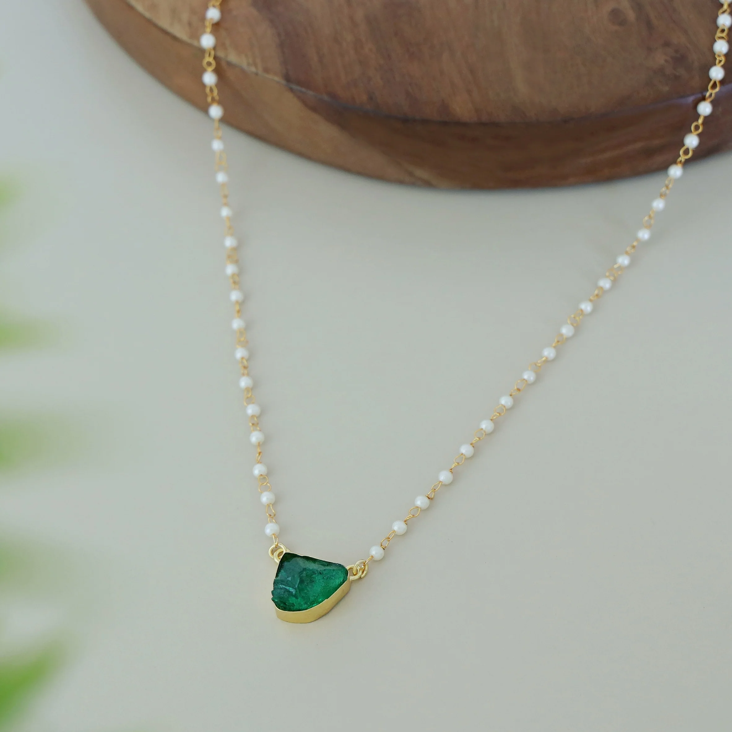 Nasmiya Dyed Stone Neckpiece - Image 4