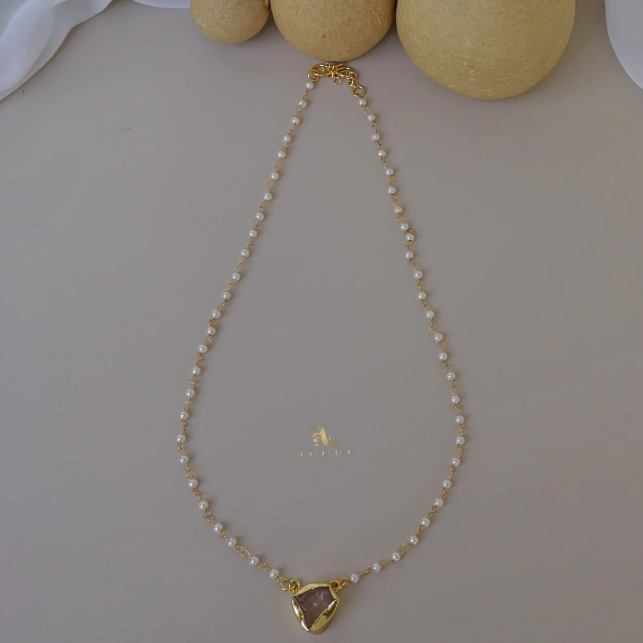 Nasmiya Raw Stone Neckpiece - Image 11