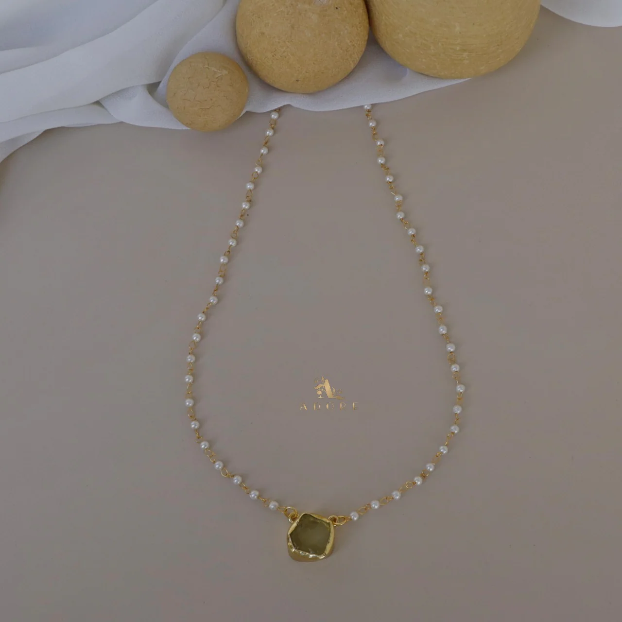 Nasmiya Raw Stone Neckpiece - Image 15