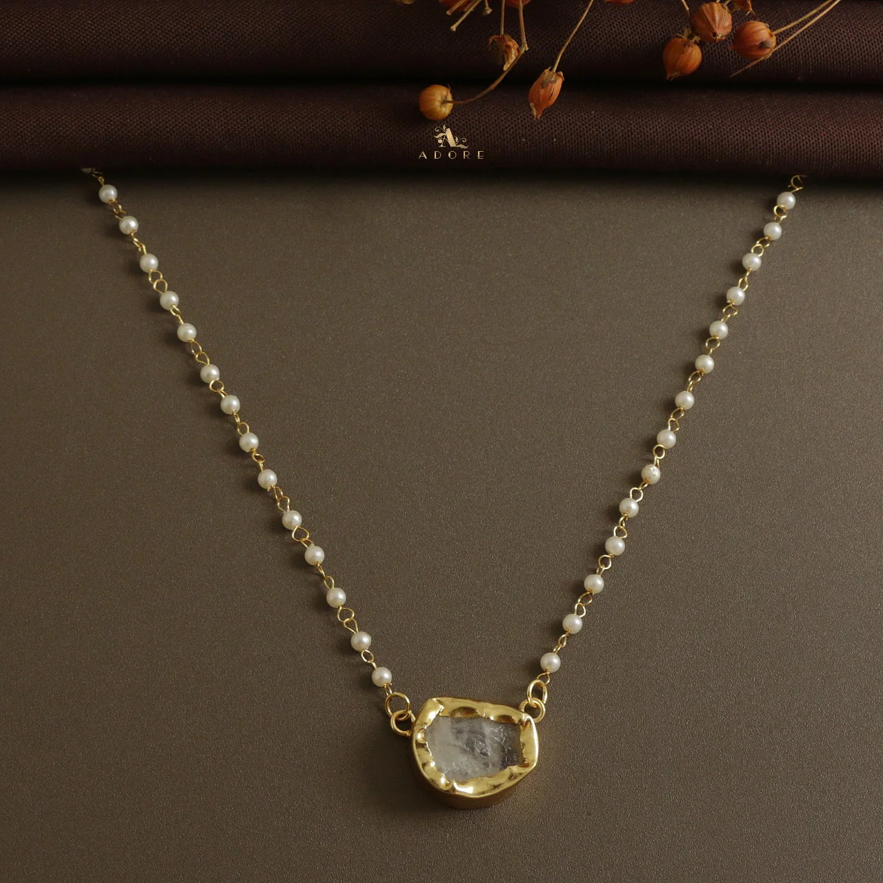 Nasmiya Raw Stone Neckpiece - Image 18