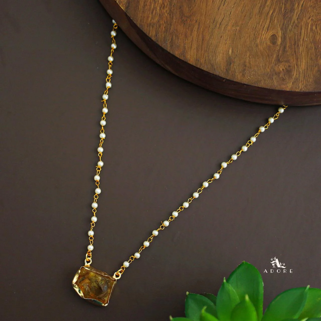 Nasmiya Raw Stone Neckpiece - Image 20