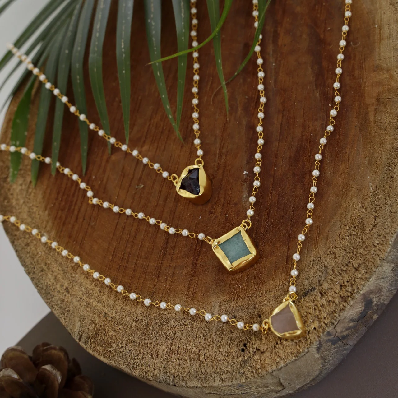 Nasmiya Raw Stone Neckpiece - Image 8