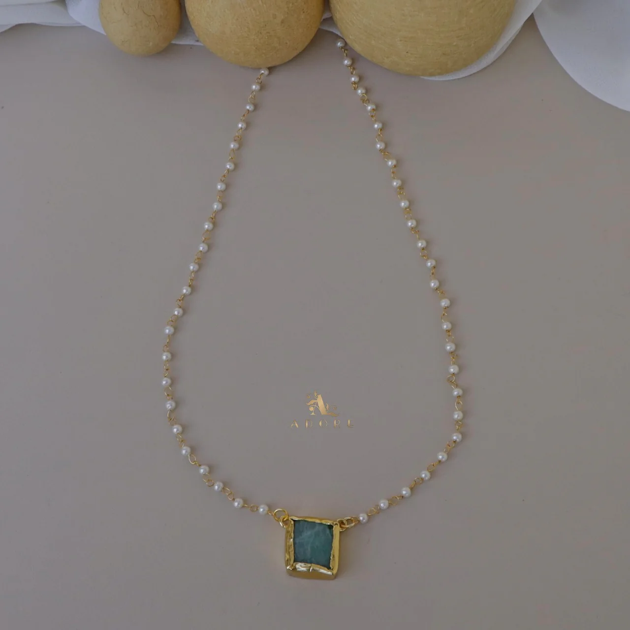 Nasmiya Raw Stone Neckpiece - Image 9