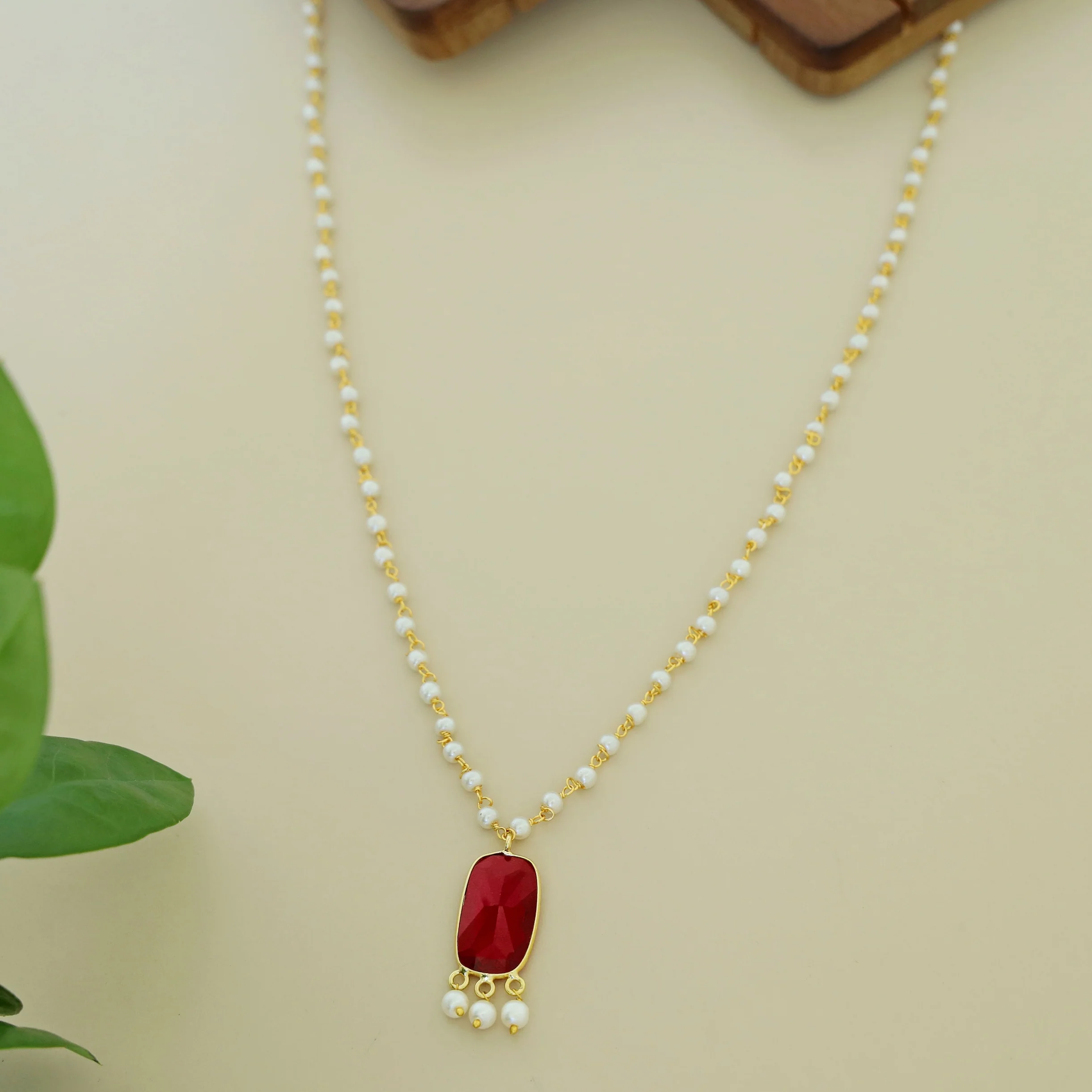 Nasmiya Rectangle Glossy Long Neckpiece - Image 2