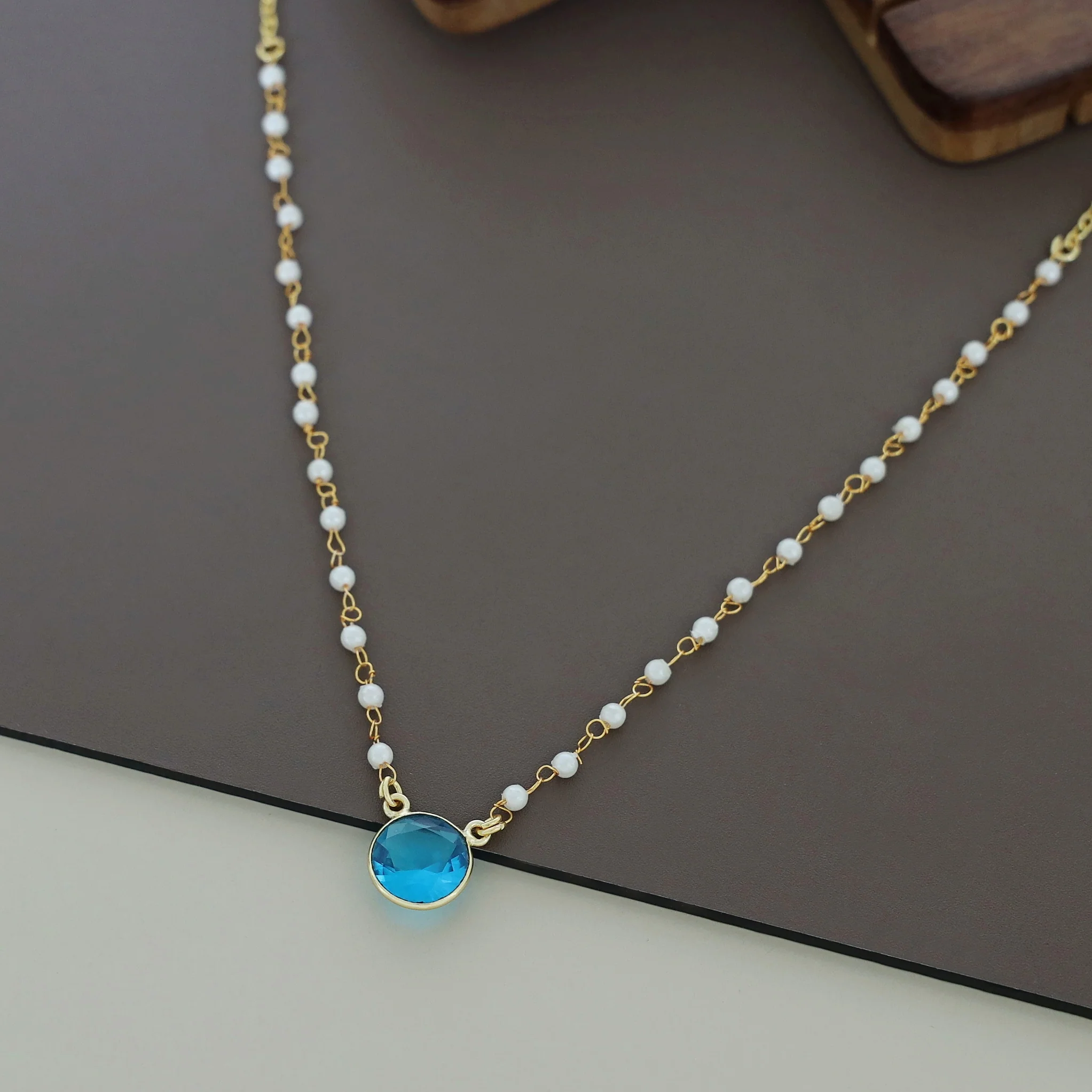 Nasmiya Round Neckpiece - Image 9