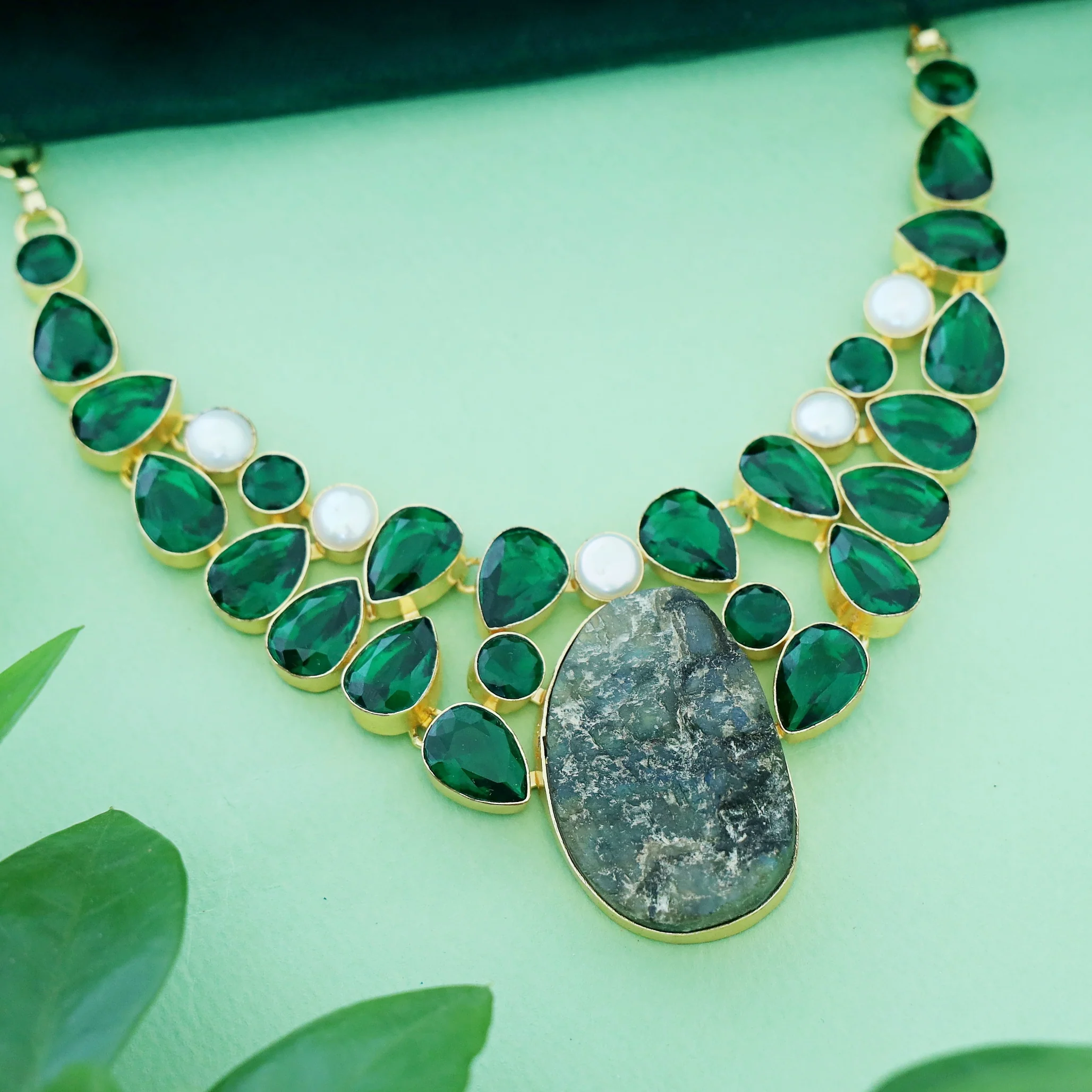 Natalia Neckpiece - Image 2