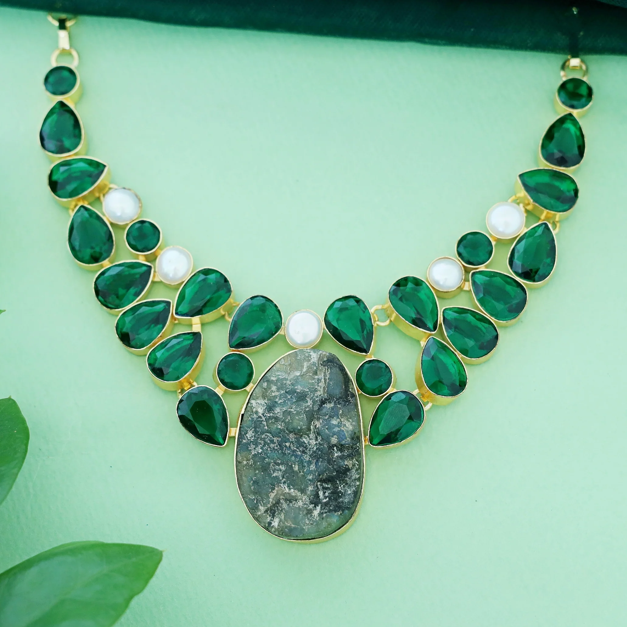Natalia Neckpiece - Image 3