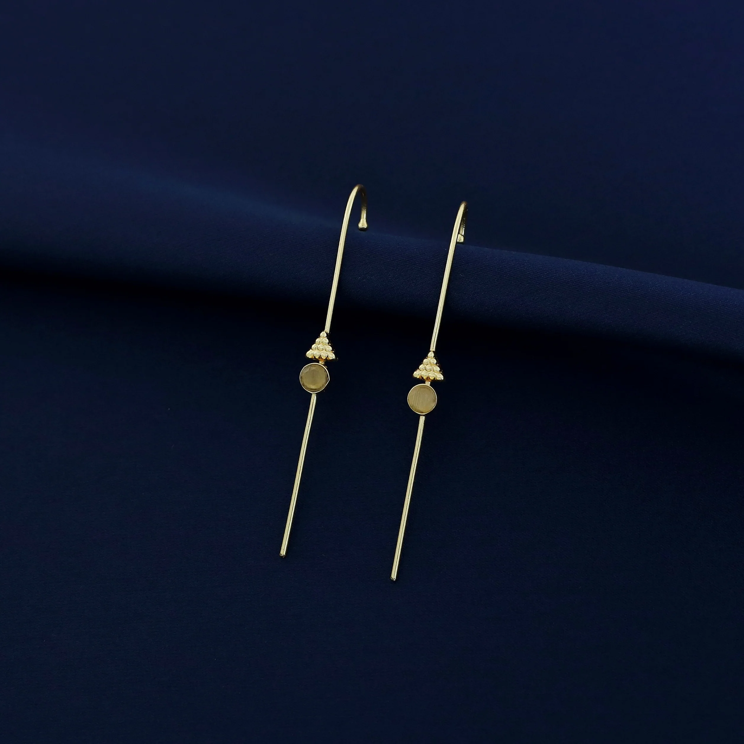 Golden Triangle Round Glossy Stone Ear-cuff (Set Of 2) - Image 13