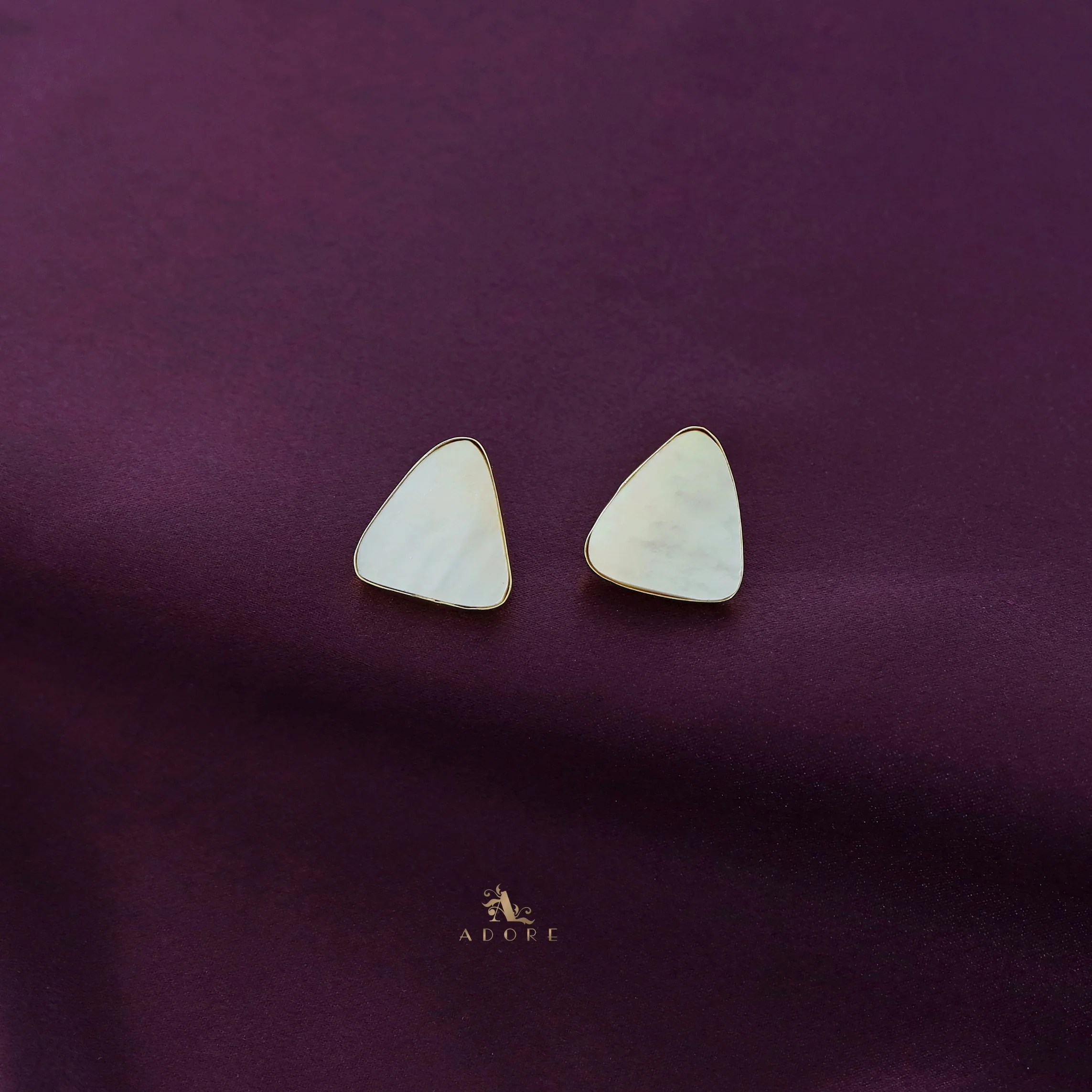 Natural MOP + Agate Stone Neckpiece With Stud - Image 12