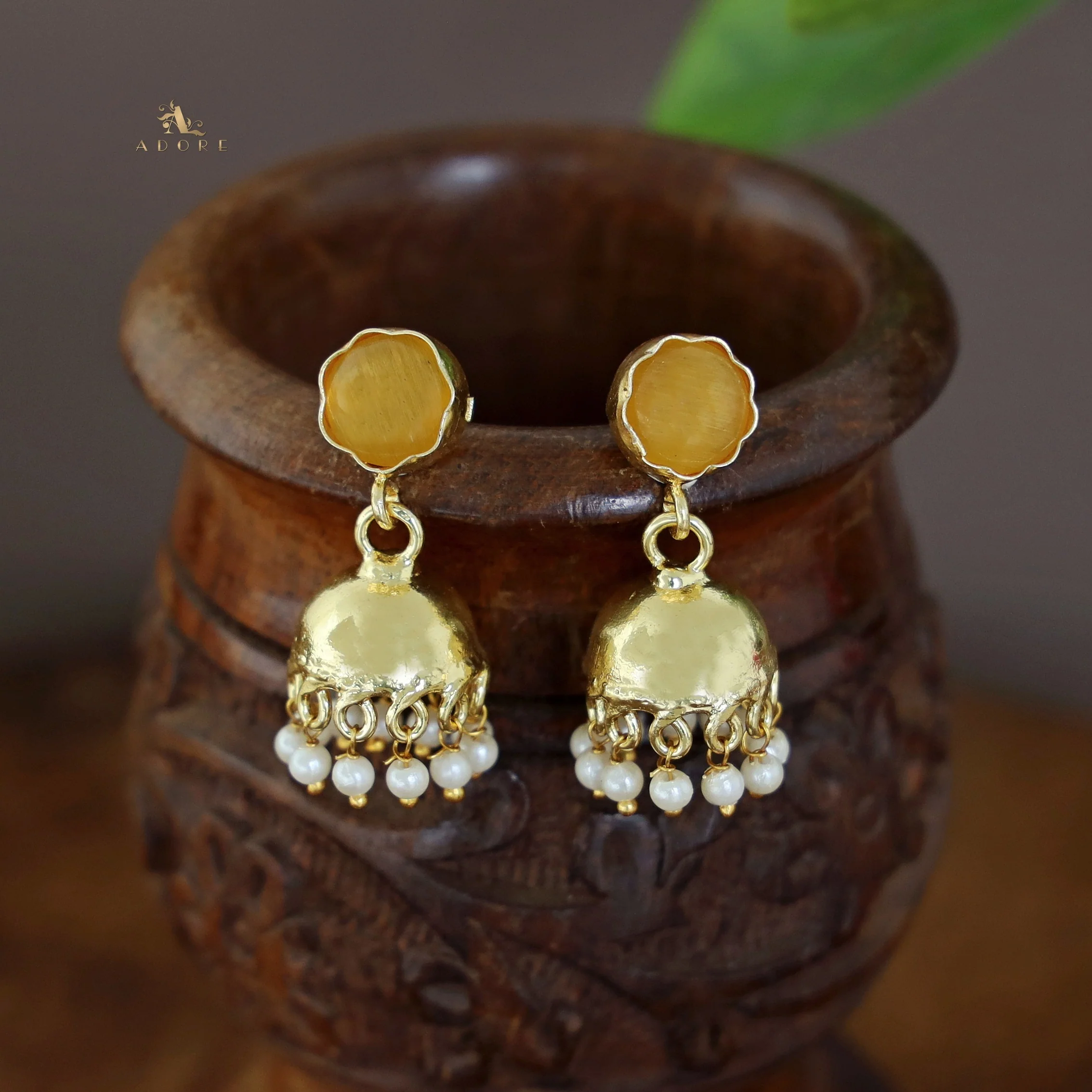 Nayeli Golden Pearl Jhumka - Image 43