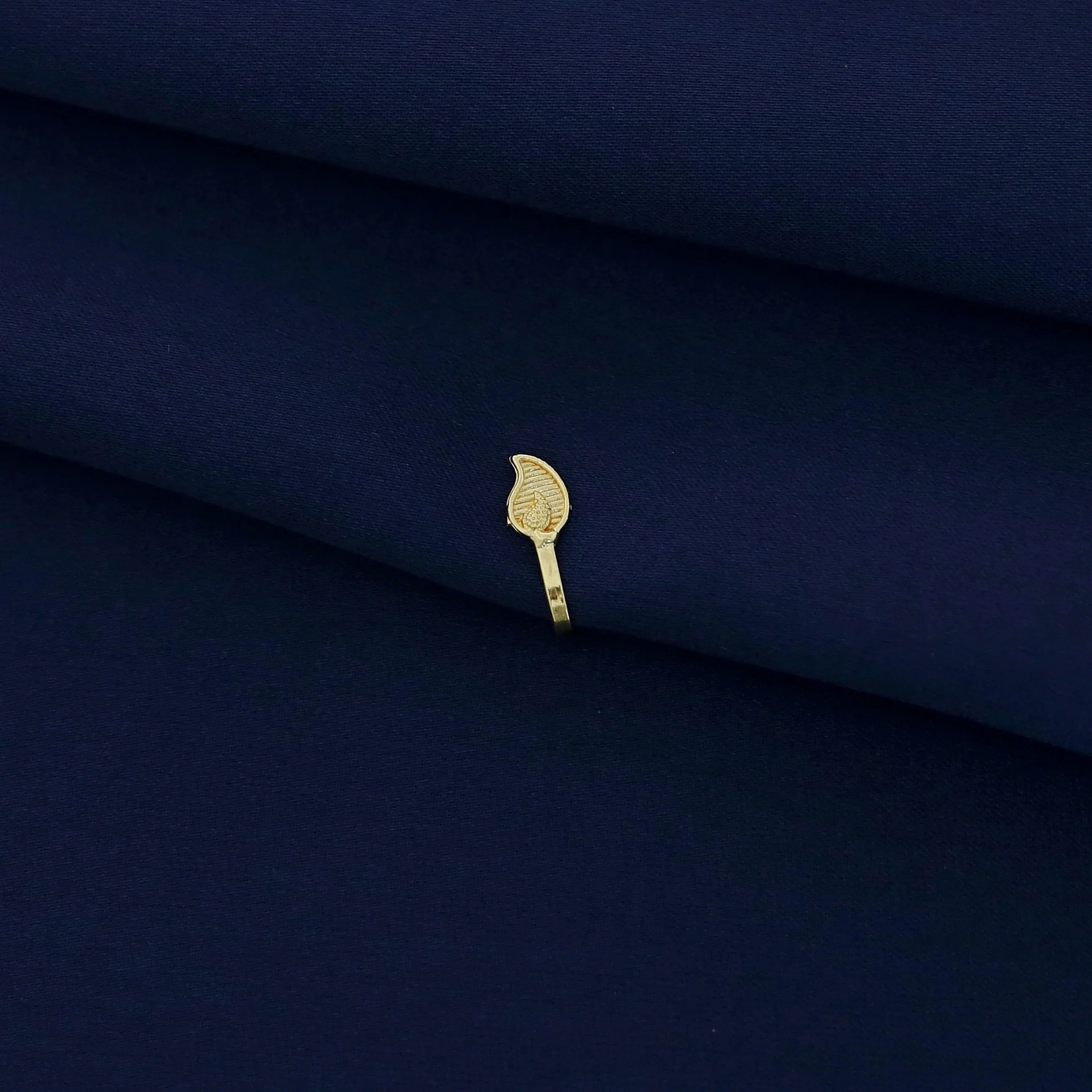 Nazara Golden Nose Pin - Image 9