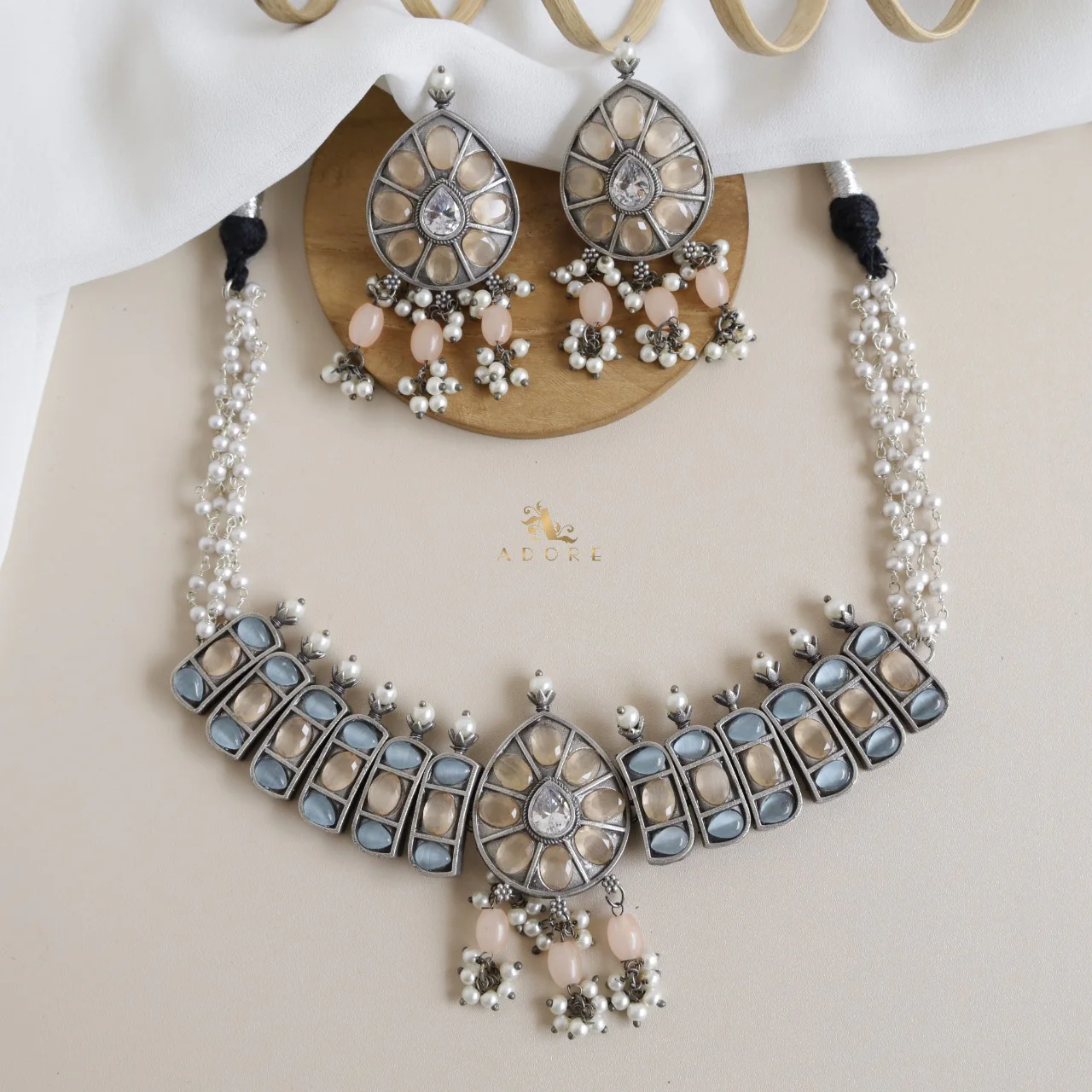 Niranjana Antique Choker With Earring - Image 8