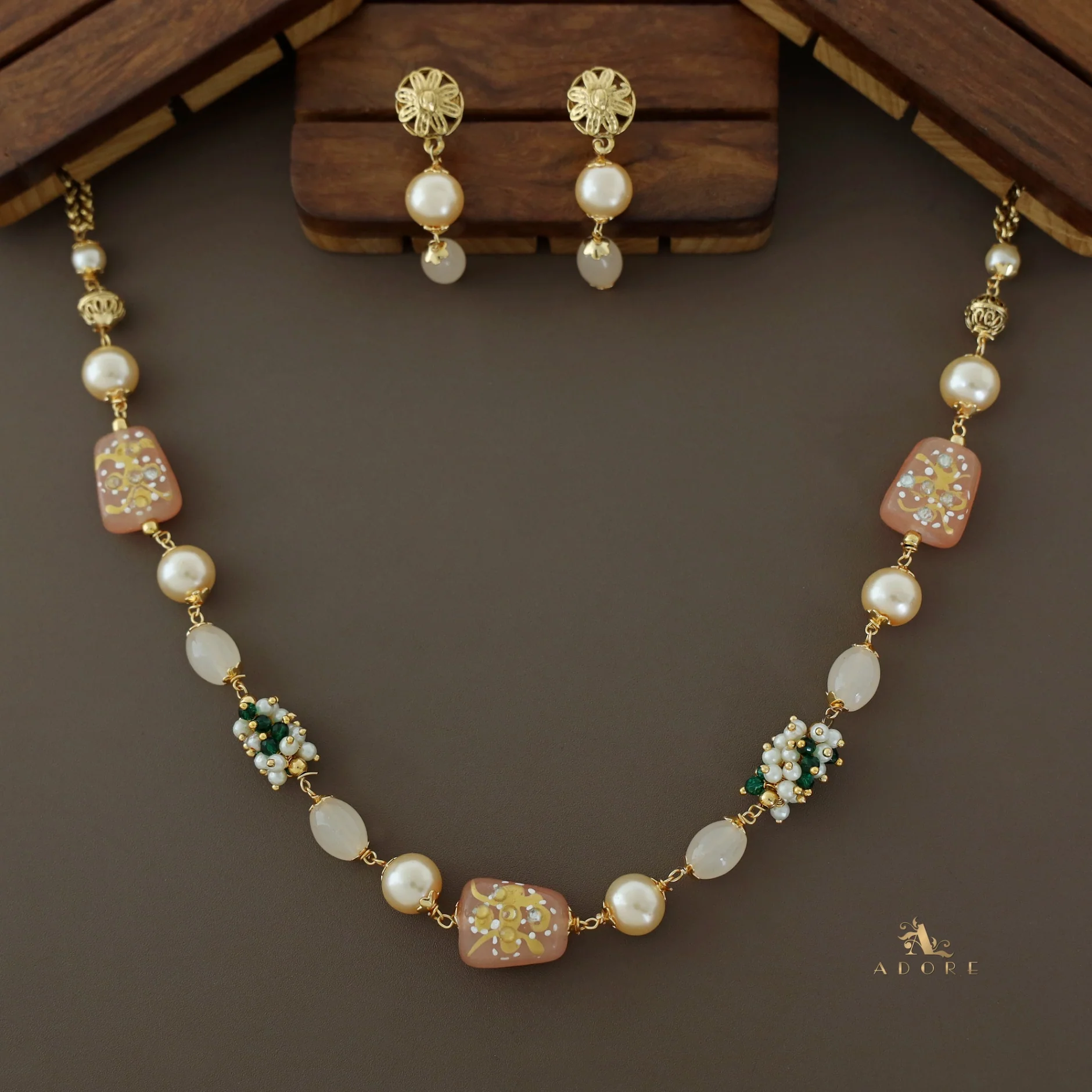 Jylan Pearl Neckpiece With Earring - Image 18