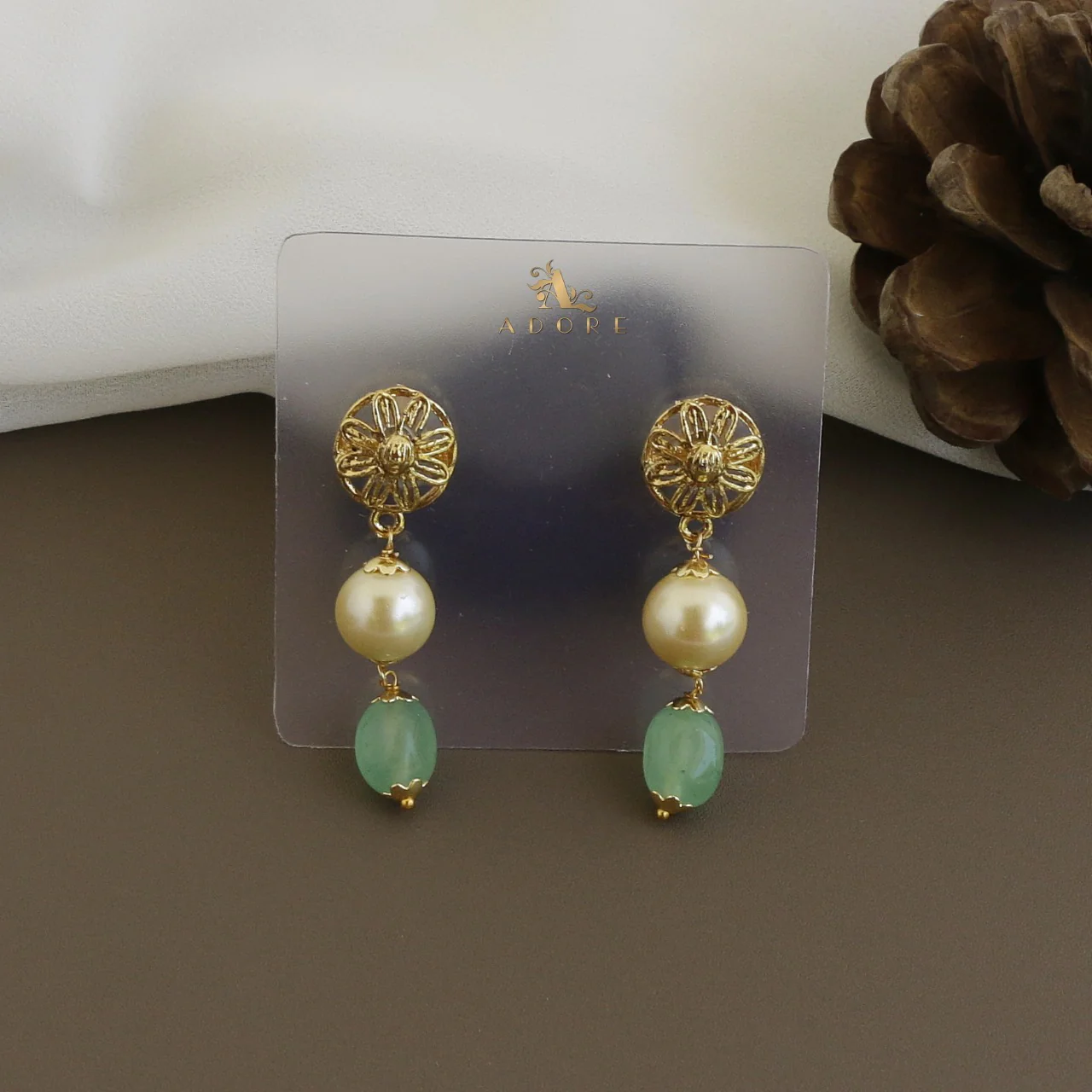 Jylan Pearl Neckpiece With Earring - Image 9