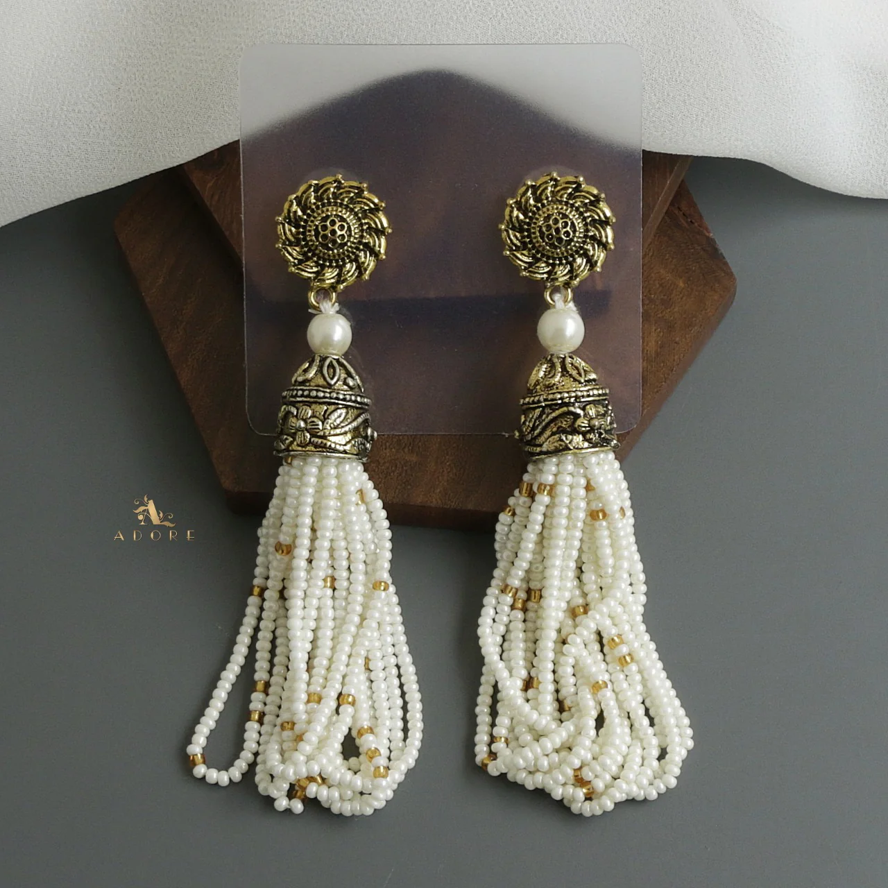 Nishka Long Neckpiece With Earring - Image 10