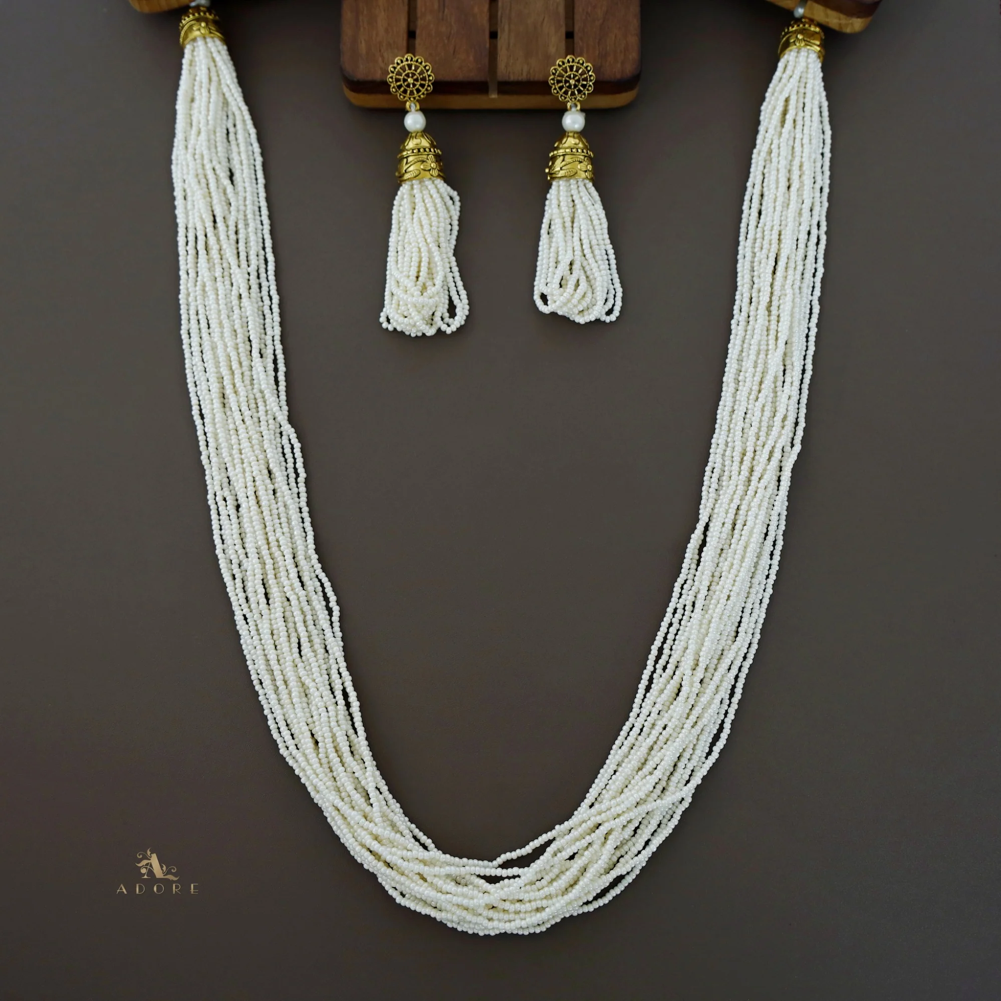 Nishka Long Neckpiece With Earring - Image 27