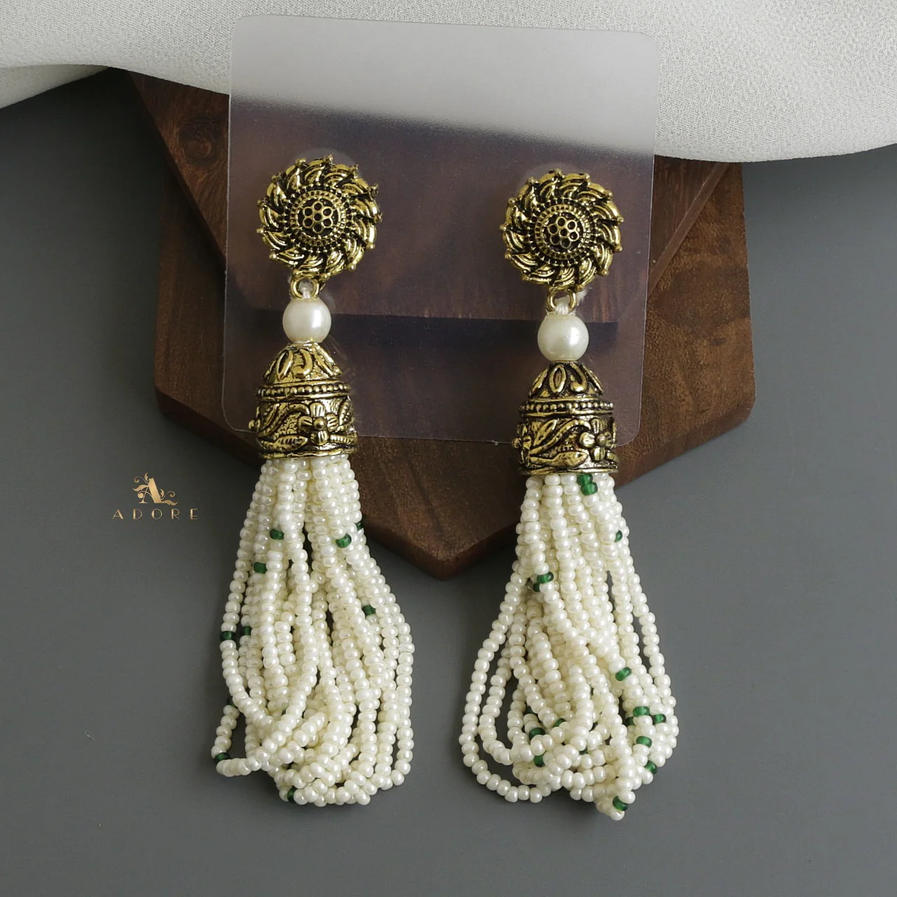 Nishka Long Neckpiece With Earring - Image 8