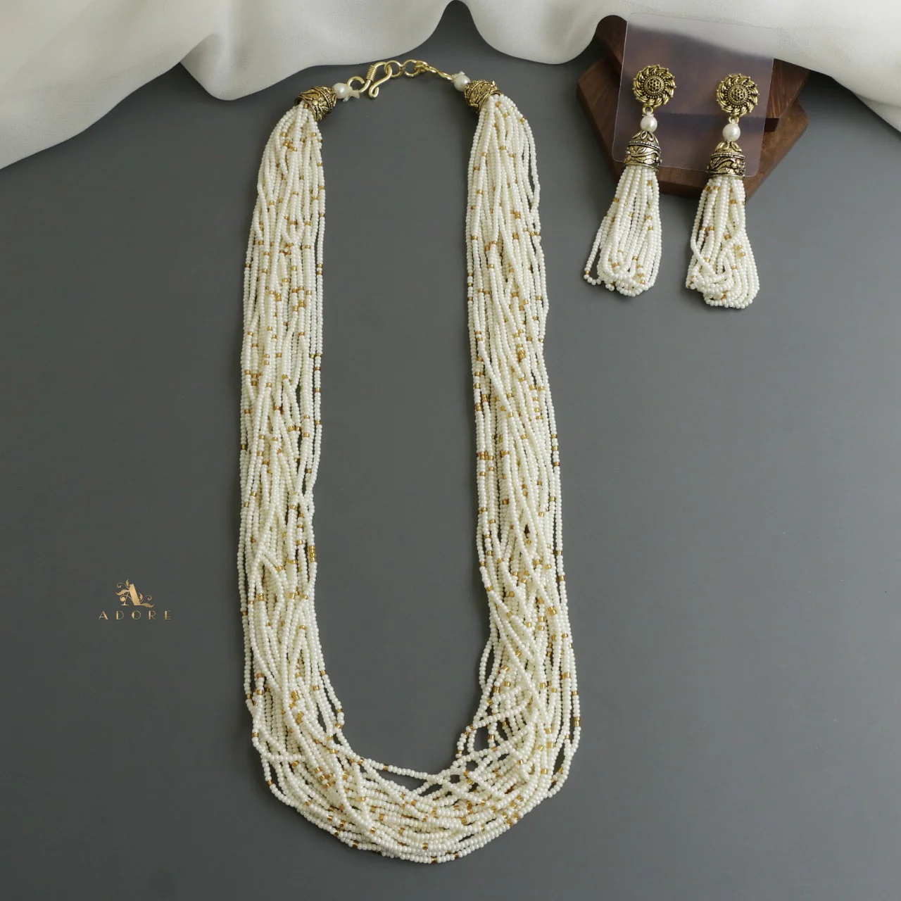 Nishka Long Neckpiece With Earring - Image 9