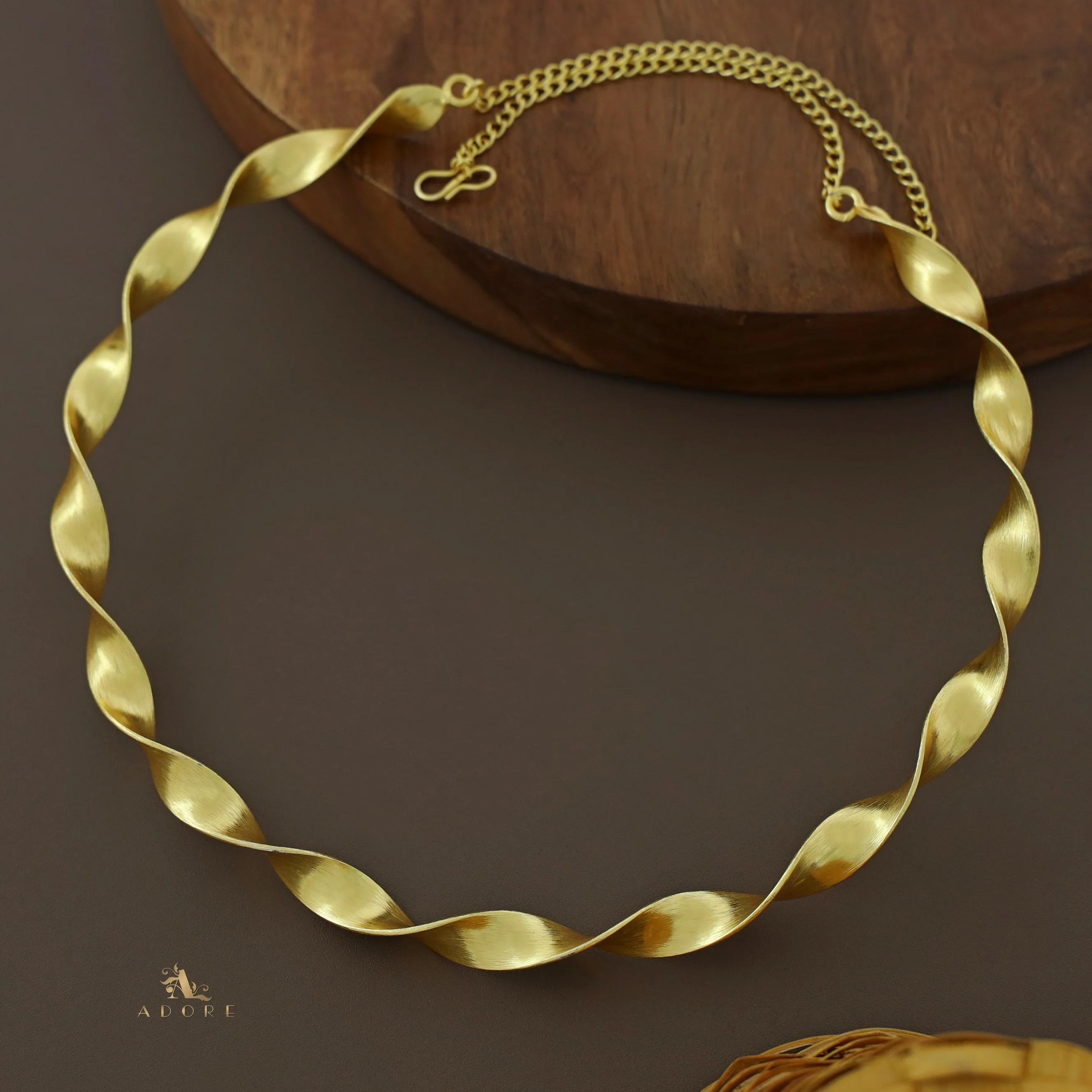 Neora Golden Plated Curly Neck Cuff - Image 6